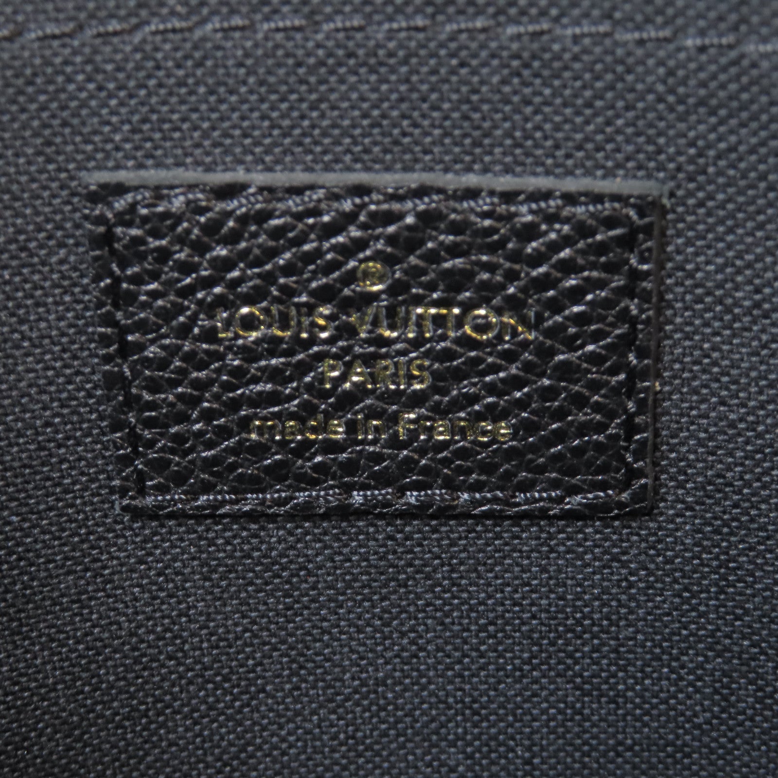 LOUIS VUITTON Monogram Empreinte Daily Pouch金扣手拿包黑色