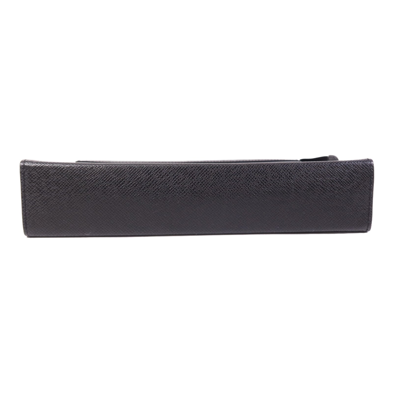 LOUIS VUITTON Taiga Pochette Voyage銀扣手拿包