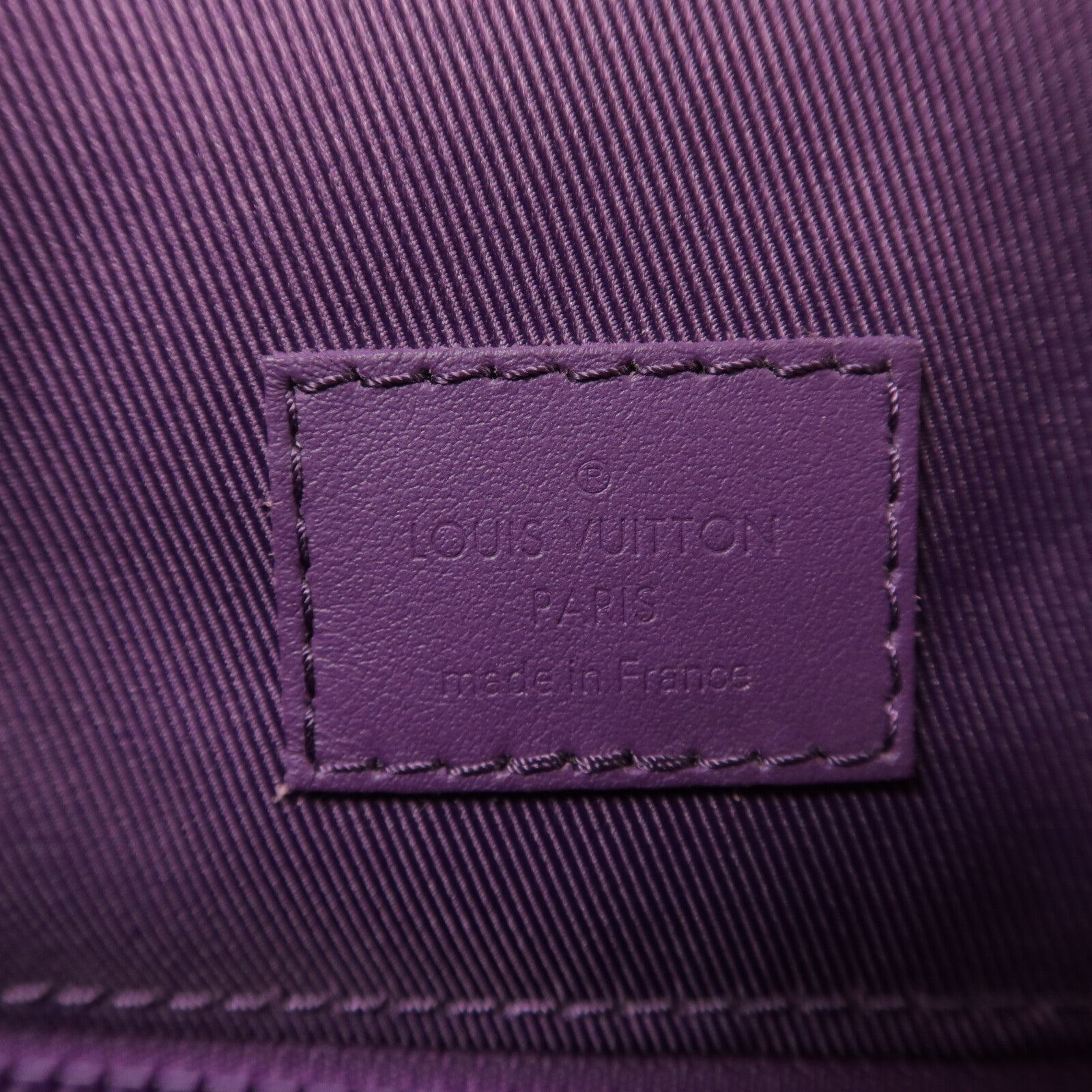 LOUIS VUITTON Monogram Taurillon Christopher PM背包