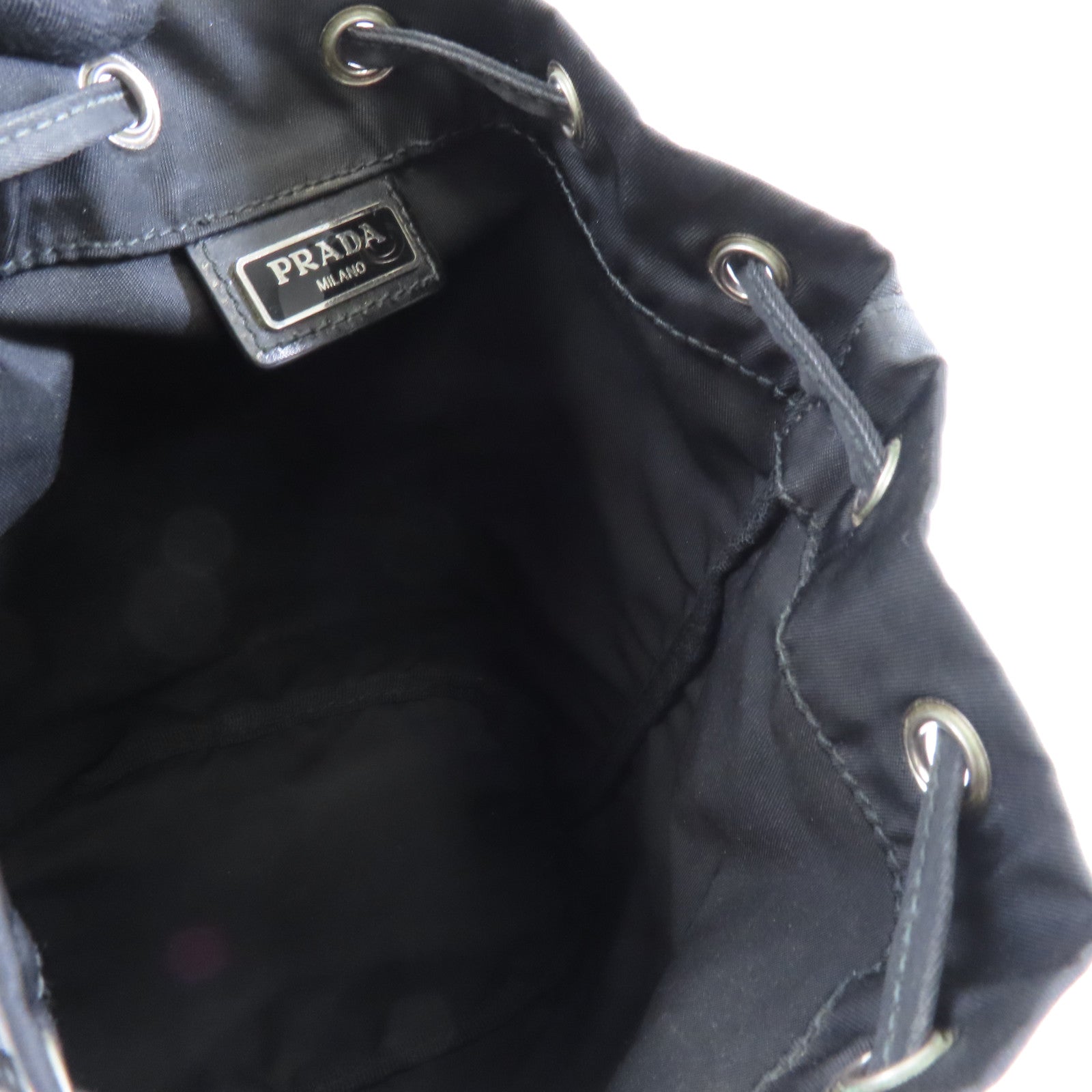 PRADA 尼龍Vela Pouch銀扣手挽袋黑色