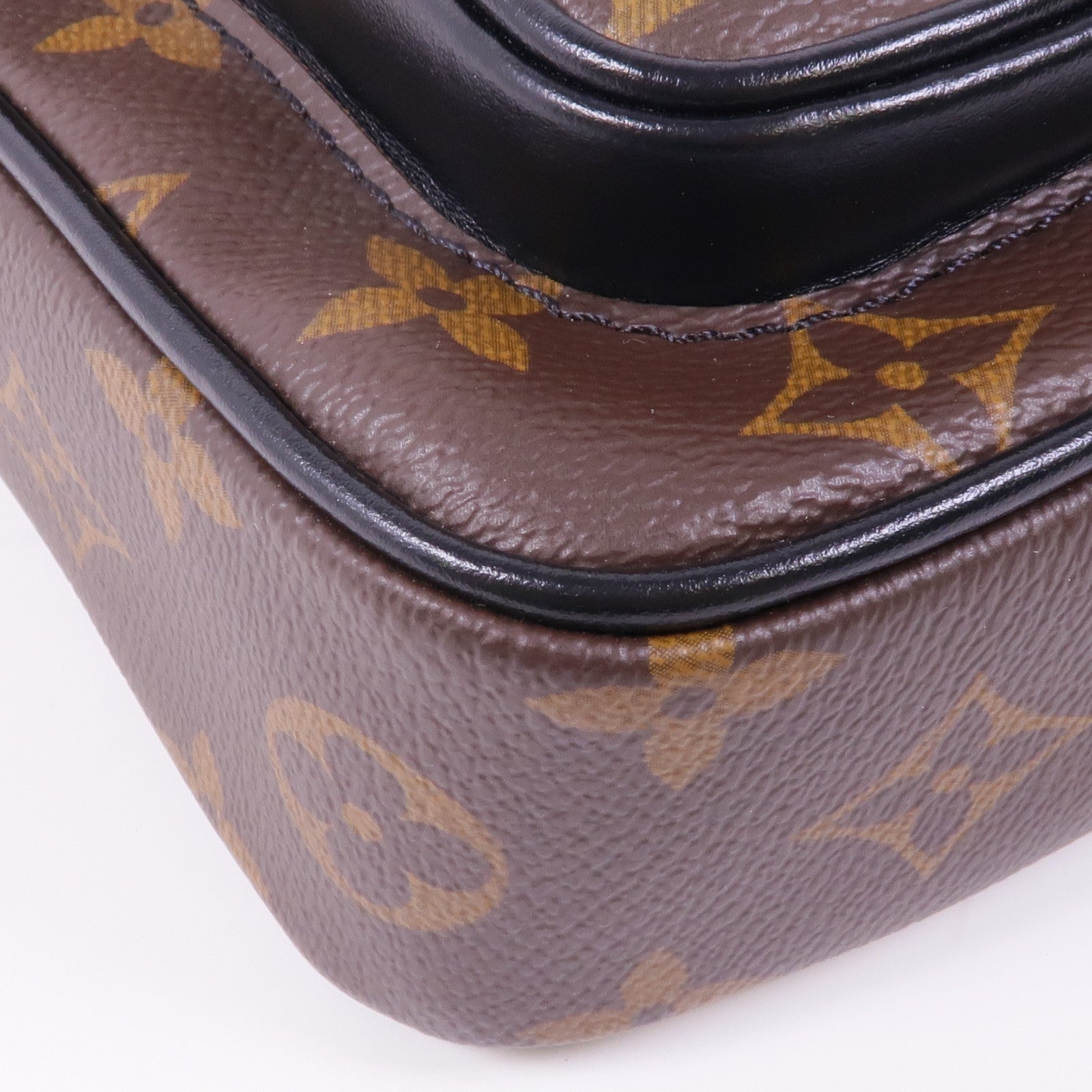 LOUIS VUITTON Monogram Macassar Christopher Wearable Wallet肩背袋