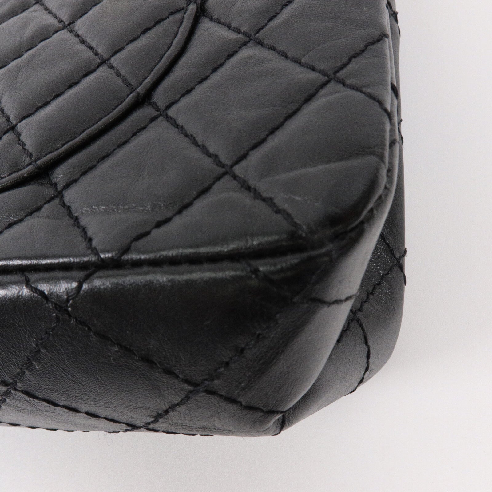CHANEL 牛皮皮革2.55 Reissue Flap鏈帶肩背袋