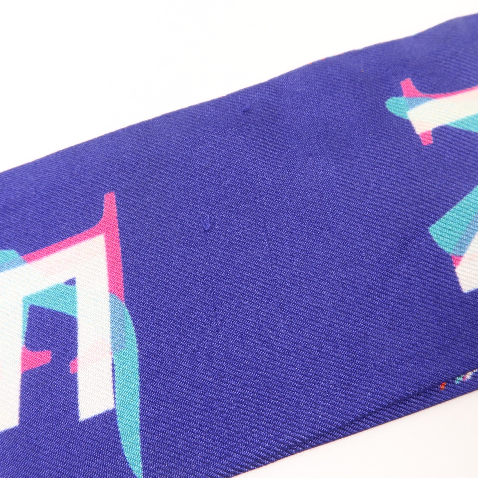 CHANEL 絲質Scarf絲巾