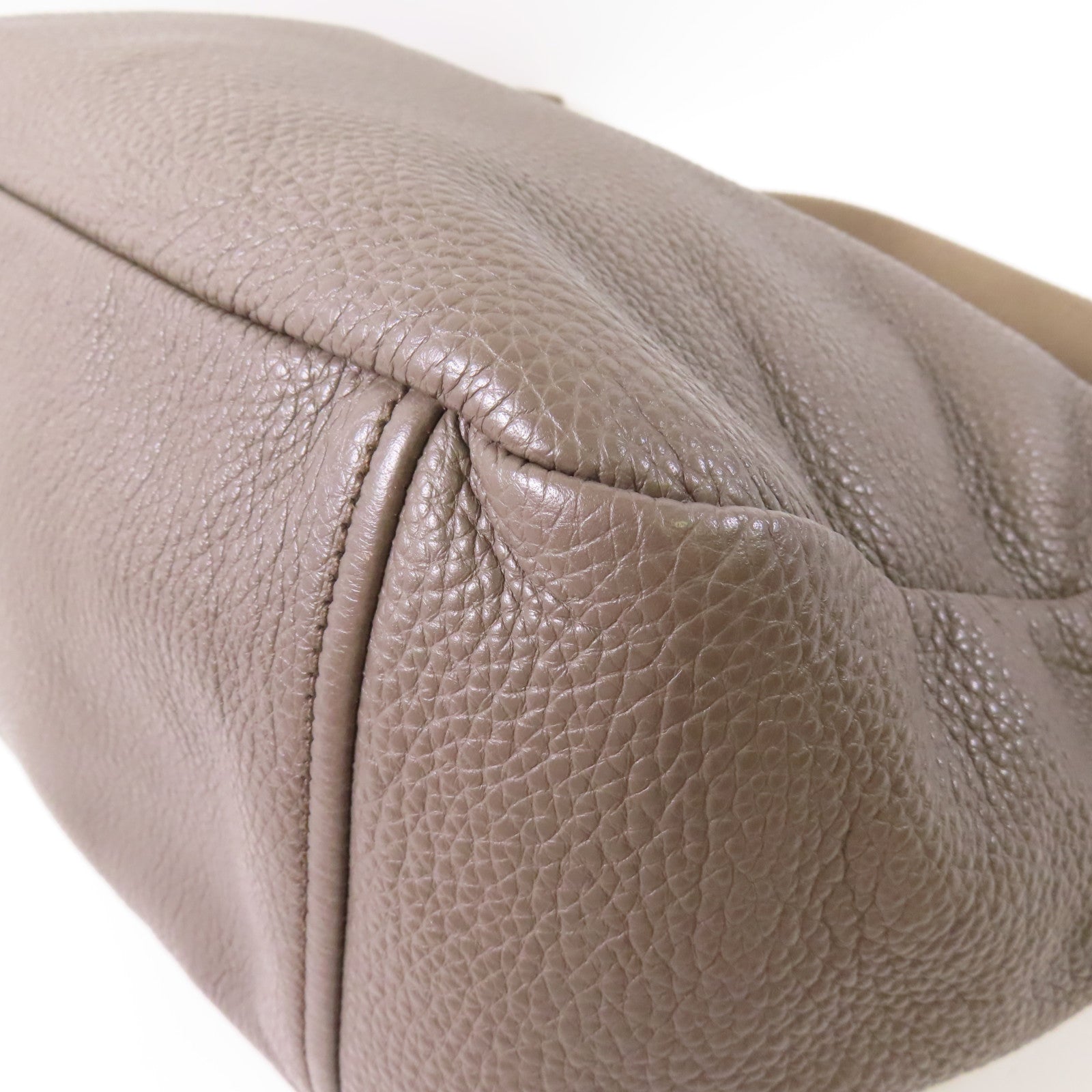 PRADA 牛皮皮革Shoulder Bag銀扣肩背袋