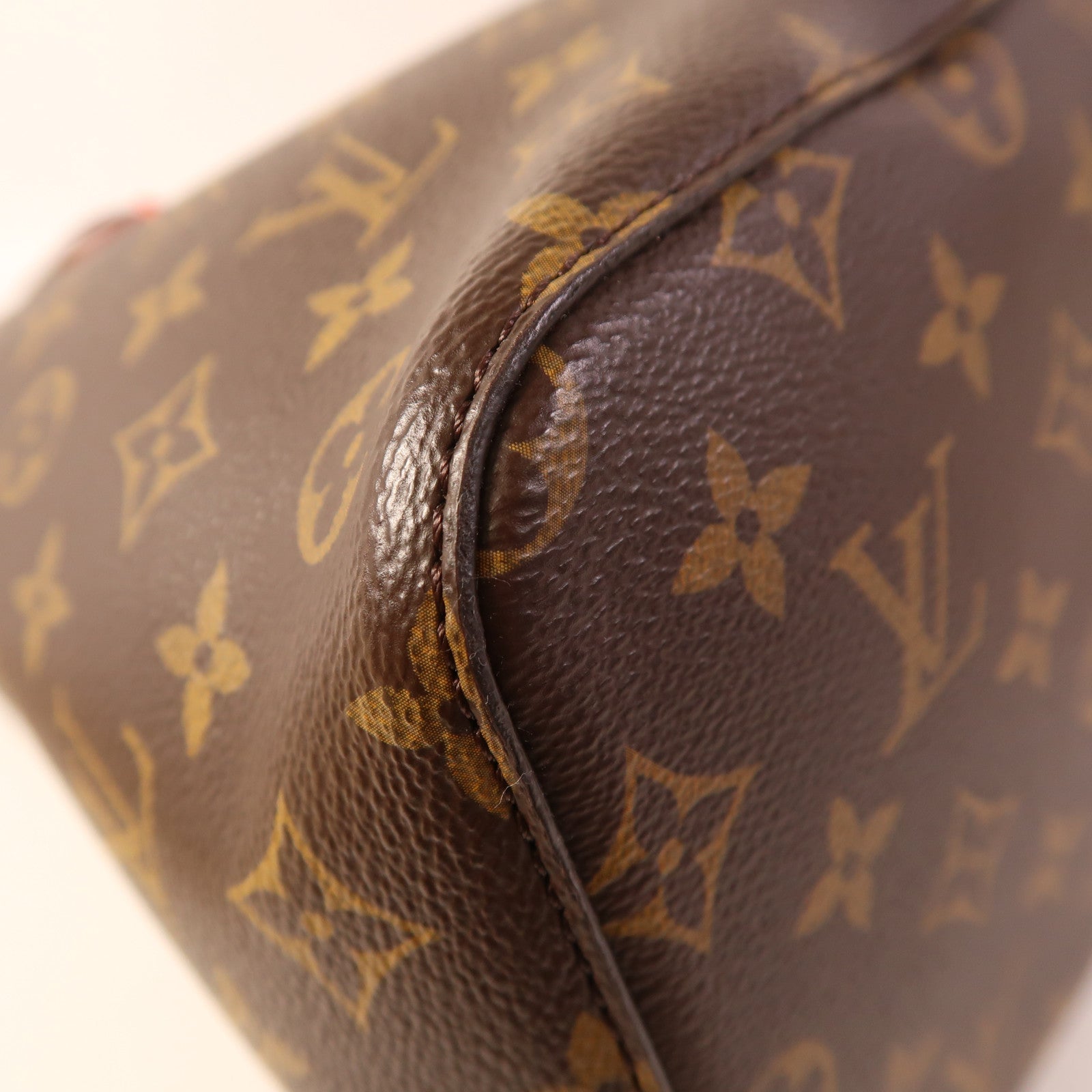 LOUIS VUITTON Monogram Neo Noe Bucket Bag金扣肩背袋Coquelicot
