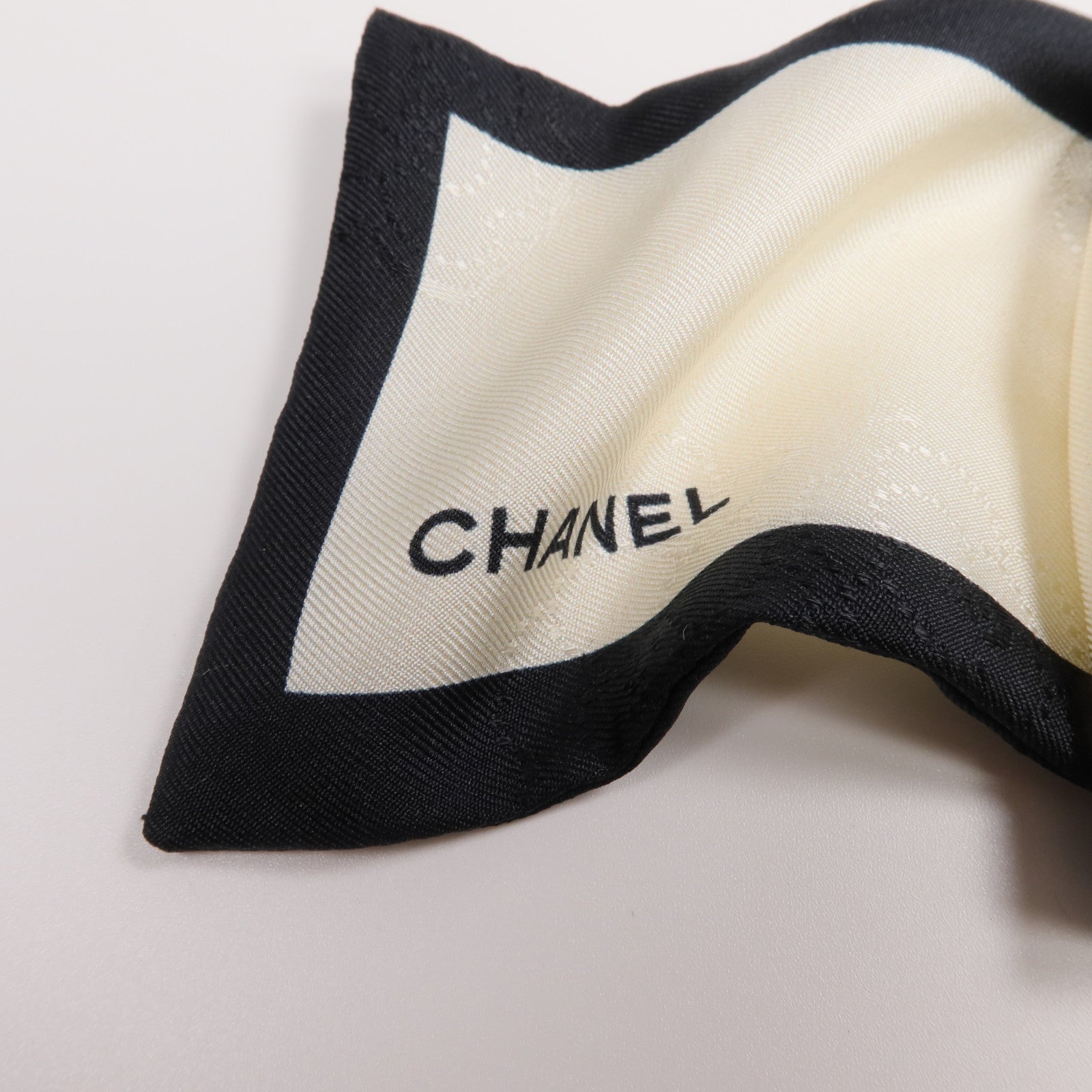 CHANEL 絲質Ribbon Hair髮飾