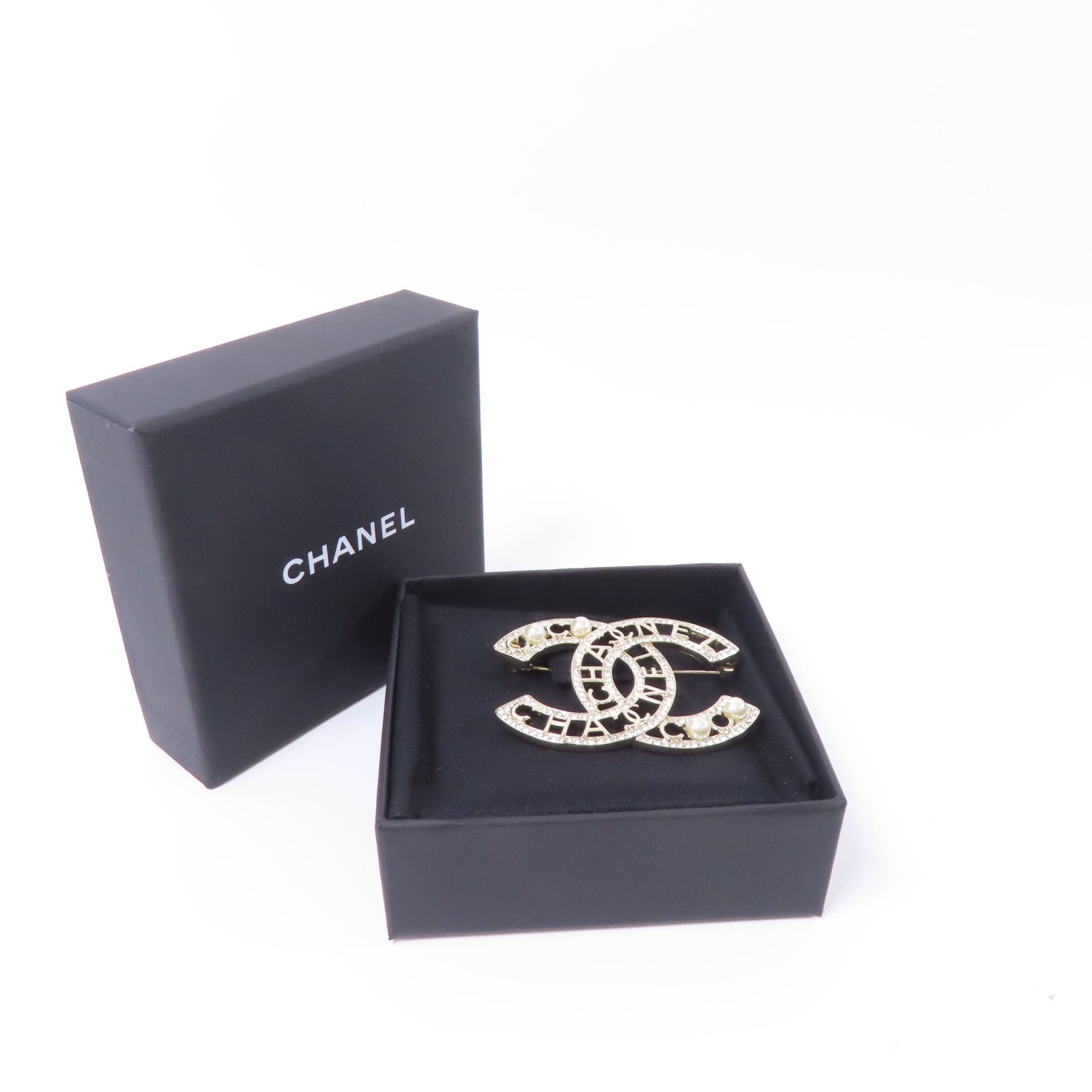 CHANEL PVC/金屬Brooch胸針金色/白色