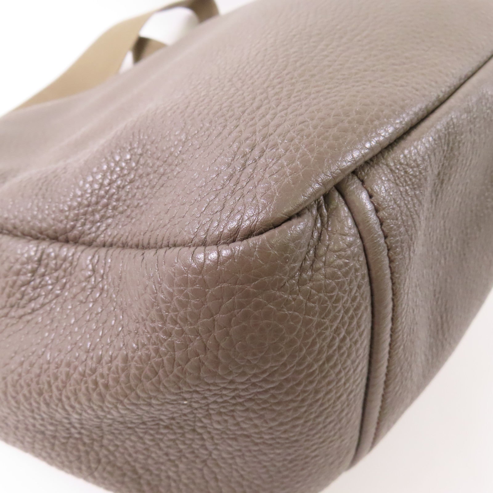 PRADA 牛皮皮革Shoulder Bag銀扣肩背袋