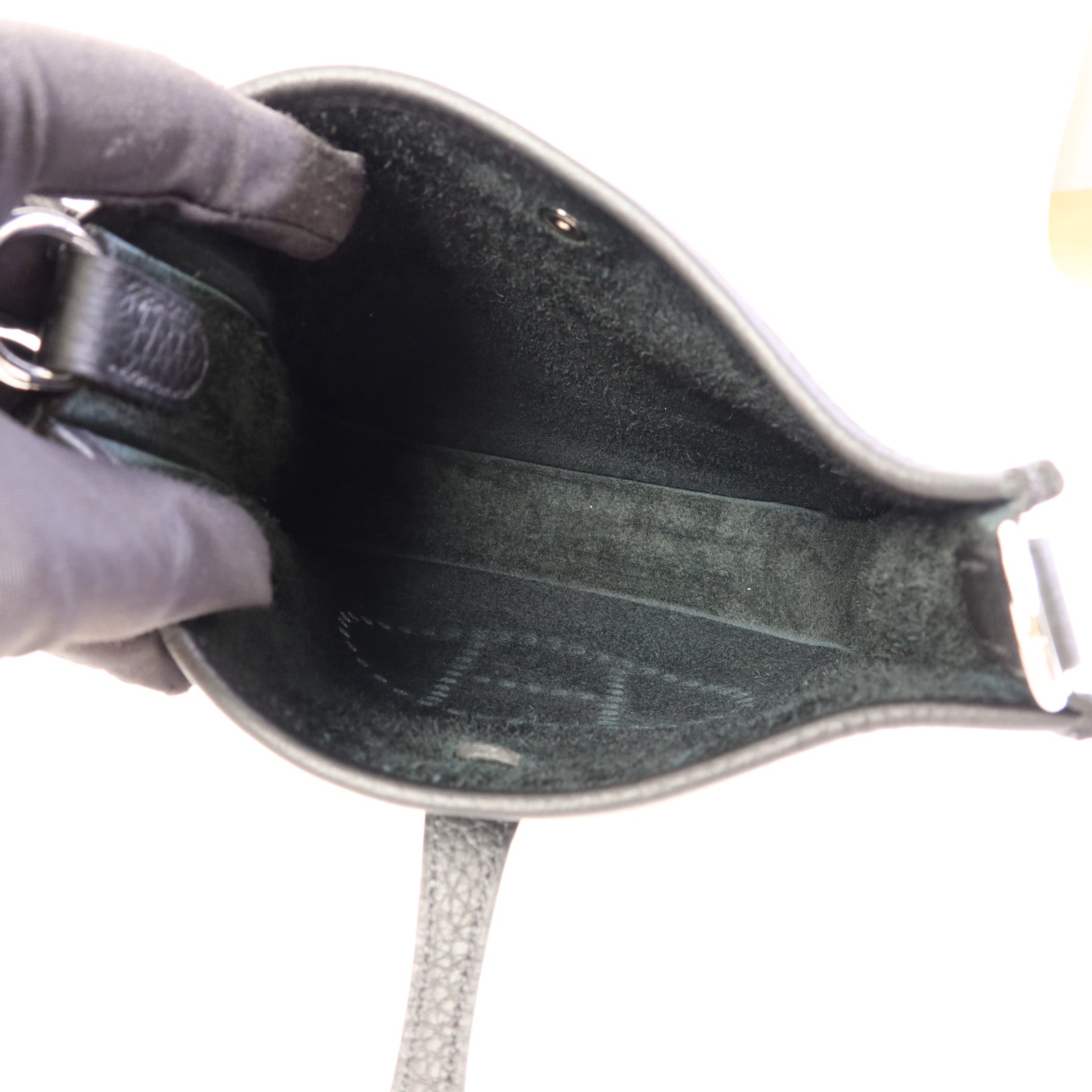 HERMES Clemence皮革Evelyne TPM銀扣肩背袋Noir