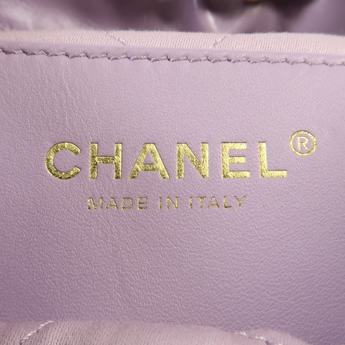 CHANEL 牛皮皮革Chanel 22 Mini鏈帶肩背袋