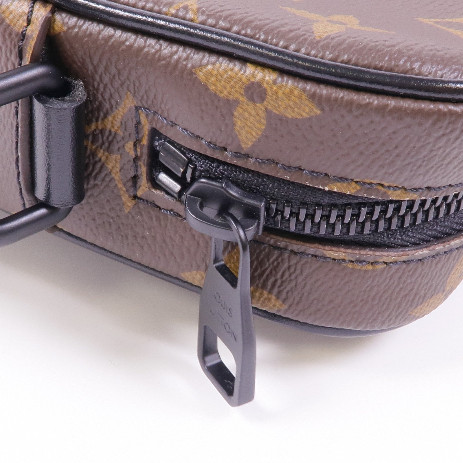 LOUIS VUITTON Monogram Macassar Christopher Wearable Wallet肩背袋