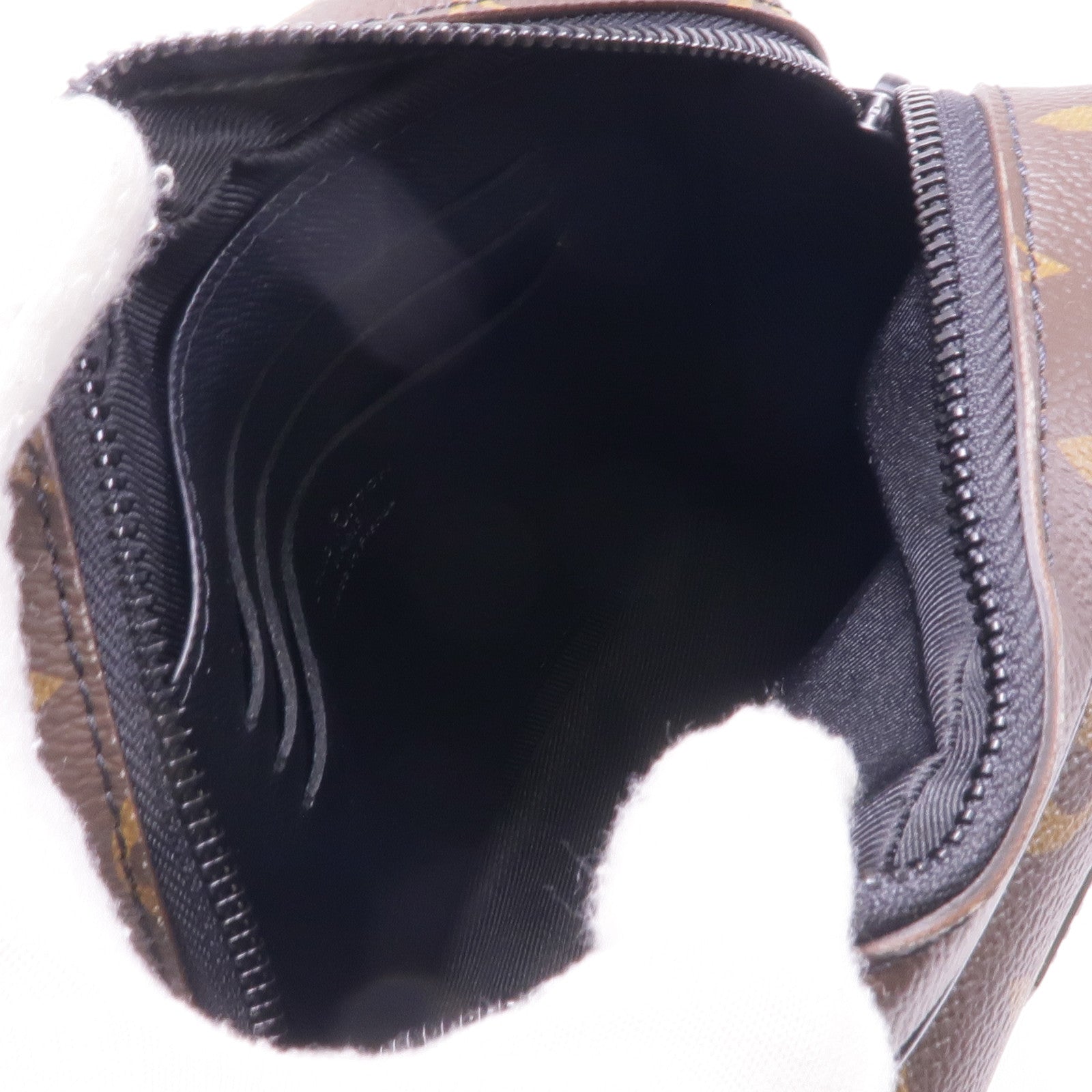 LOUIS VUITTON Monogram Macassar Christopher Wearable Wallet肩背袋