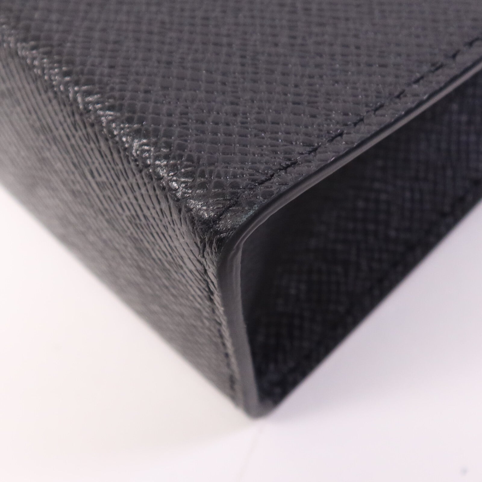 LOUIS VUITTON Taiga Pochette Voyage銀扣手拿包