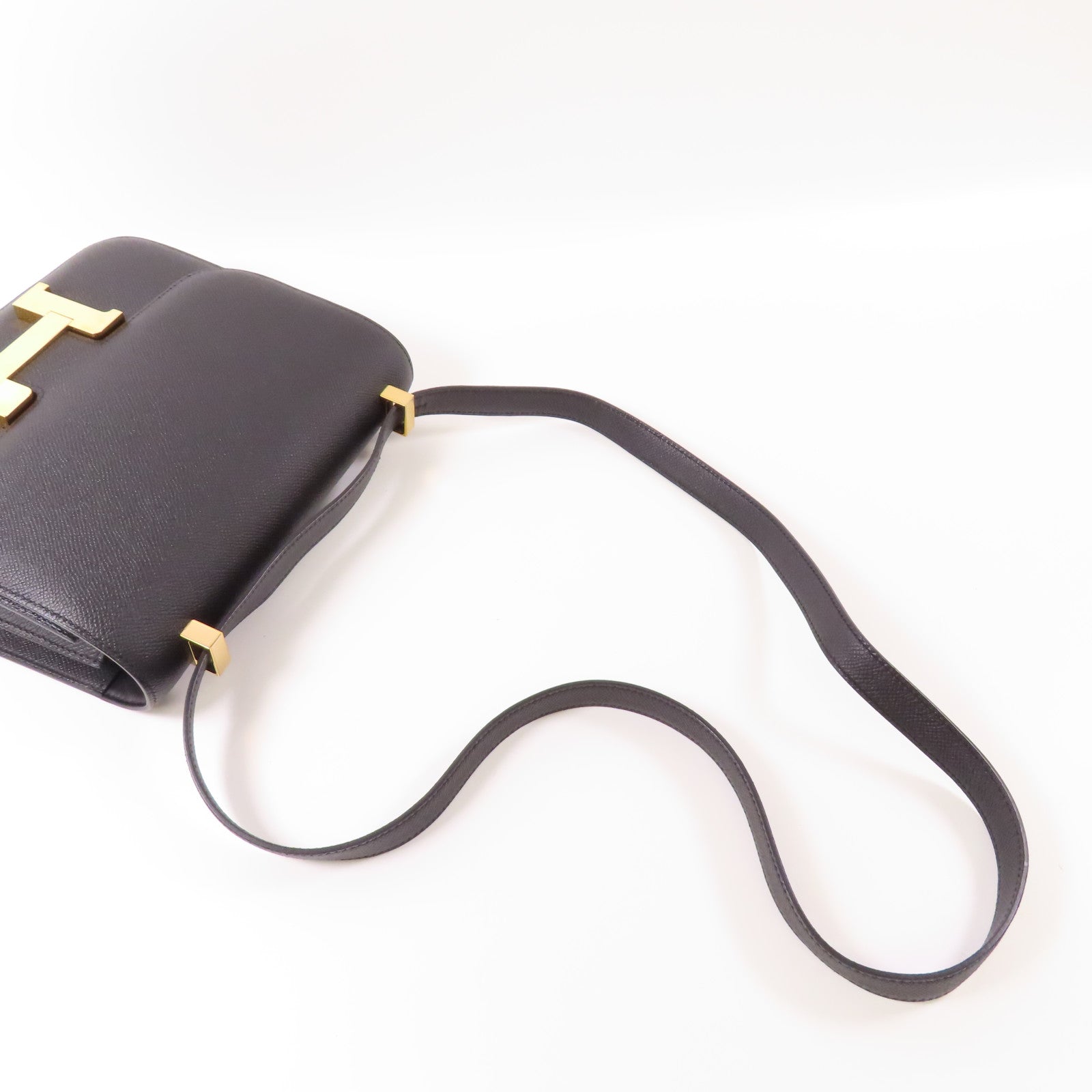 HERMES Epsom皮革Constance 24金扣肩背袋Noir