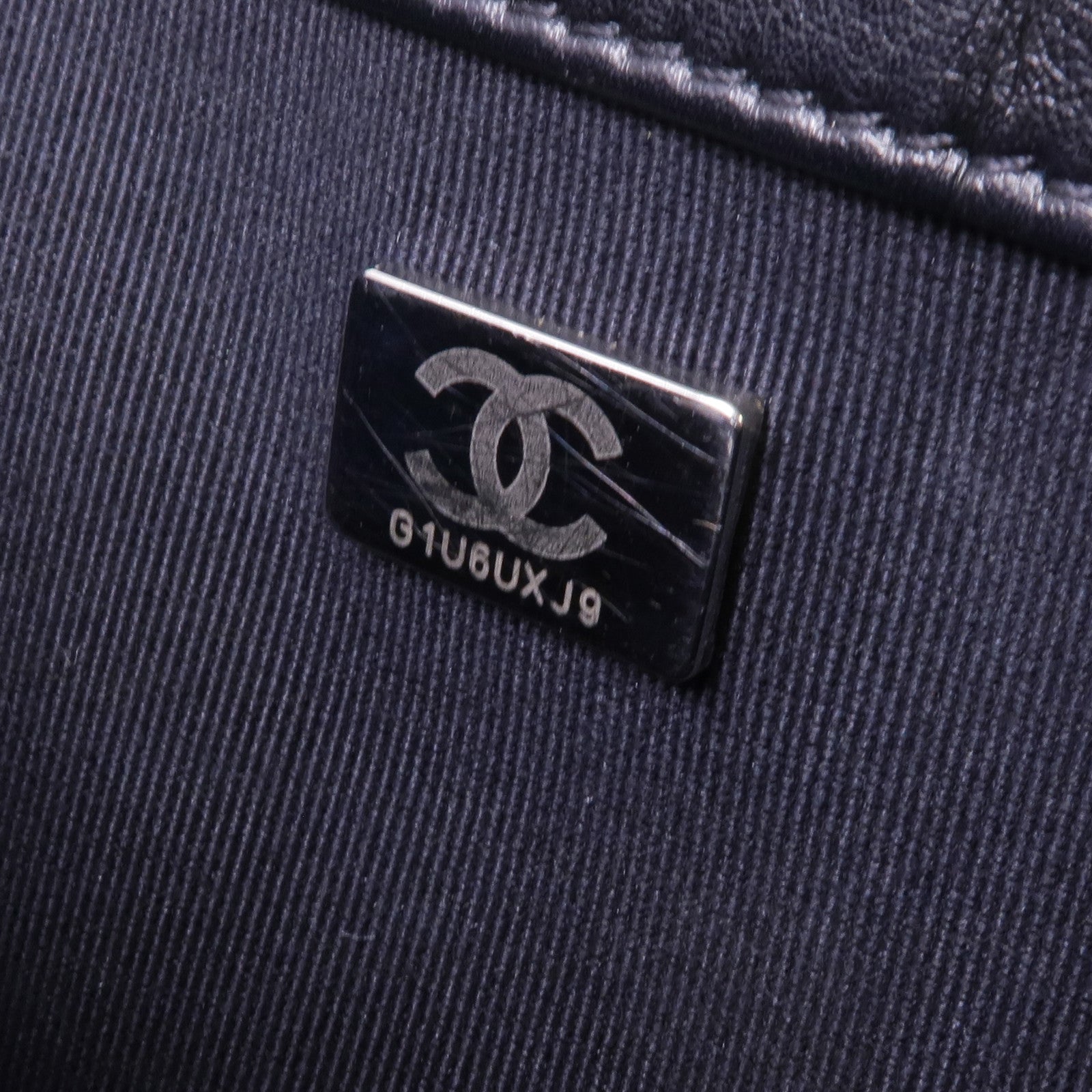 CHANEL 羊皮皮革Boy 25銀扣鏈帶肩背袋