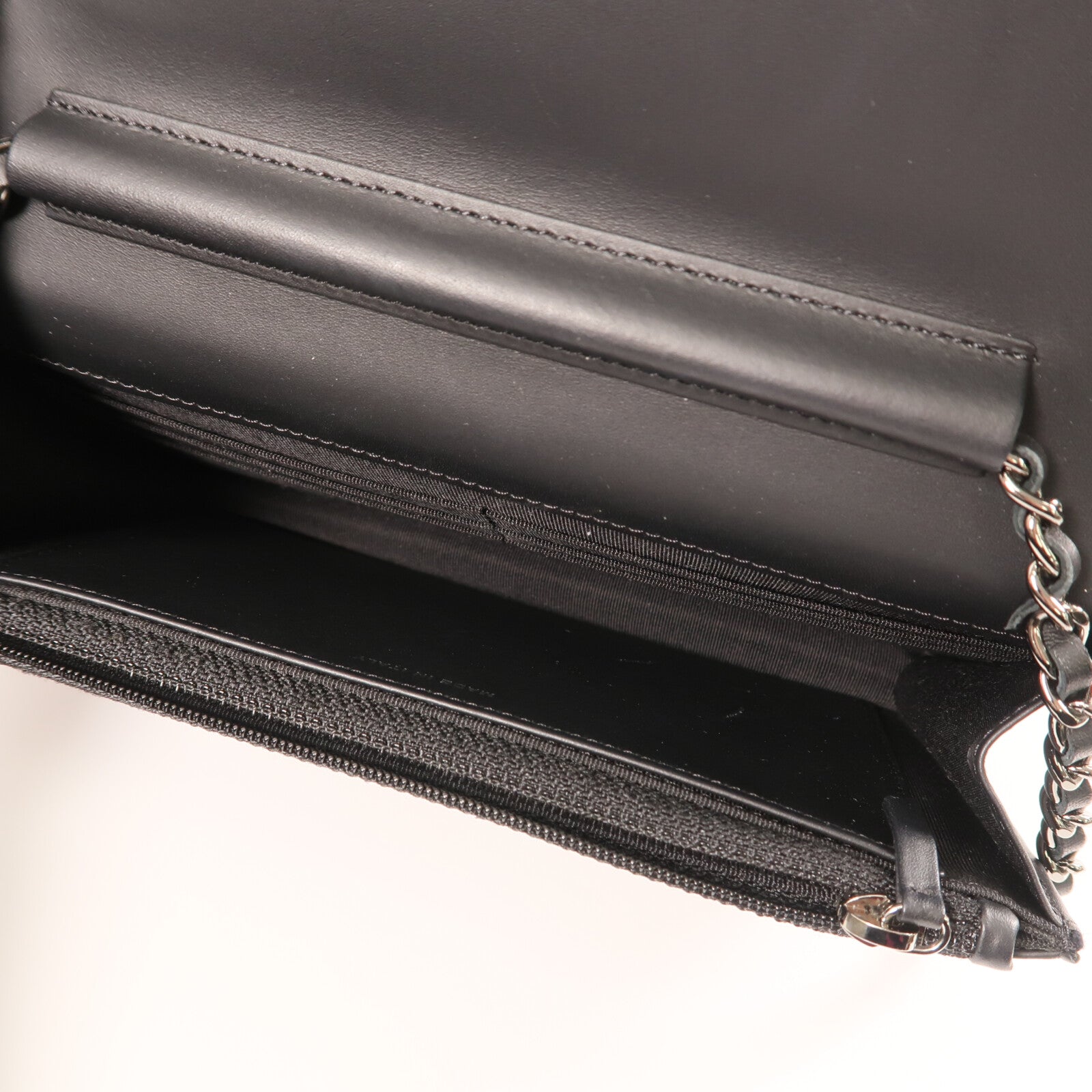 CHANEL 漆皮皮革Wallet On Chain銀扣鏈帶肩背袋