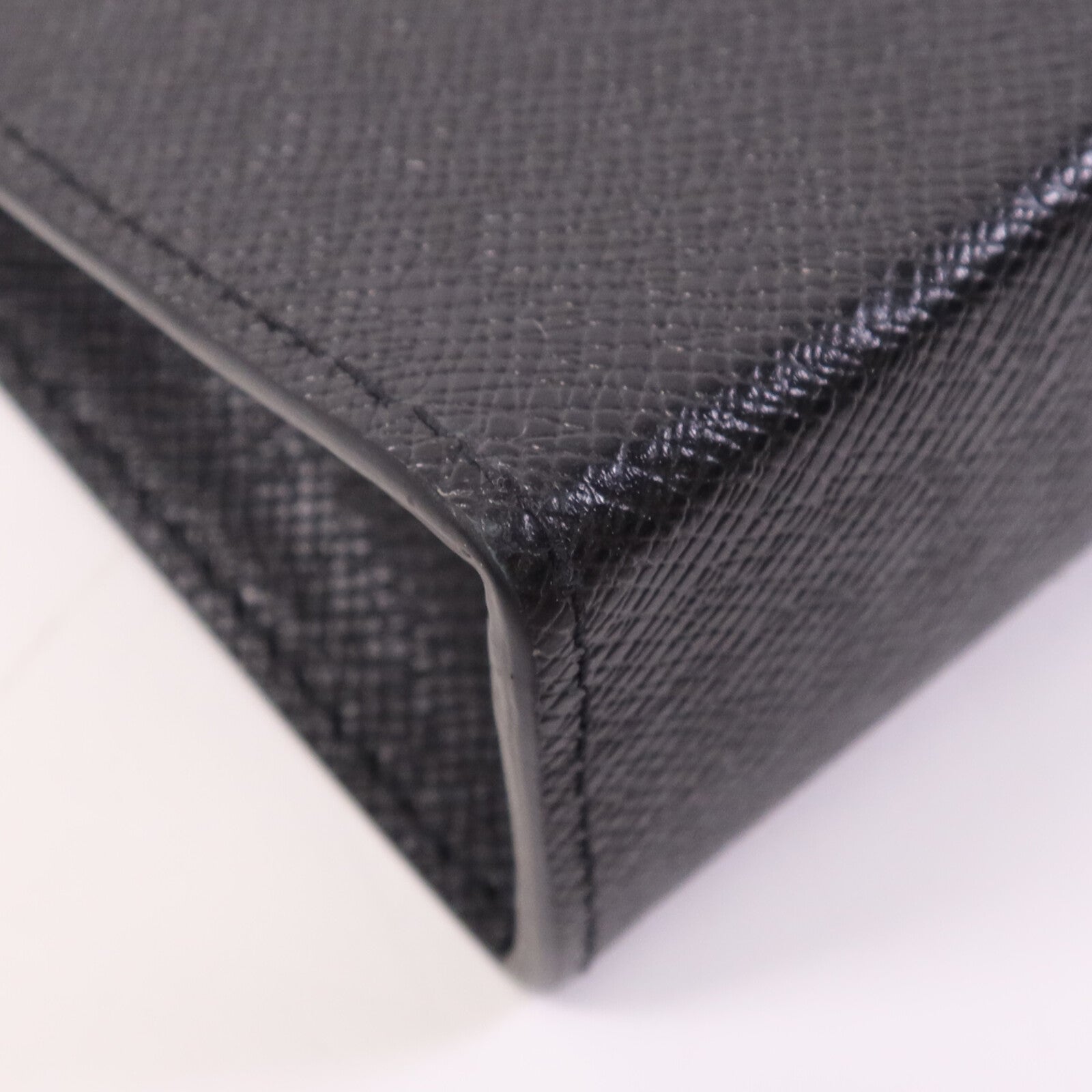 LOUIS VUITTON Taiga Pochette Voyage銀扣手拿包