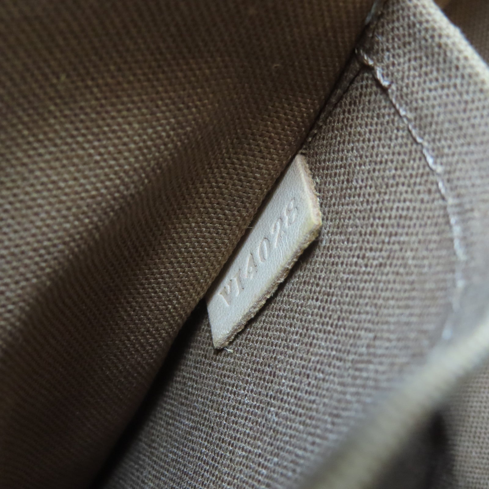 LOUIS VUITTON Monogram Tivoli PM金扣手挽袋啡色
