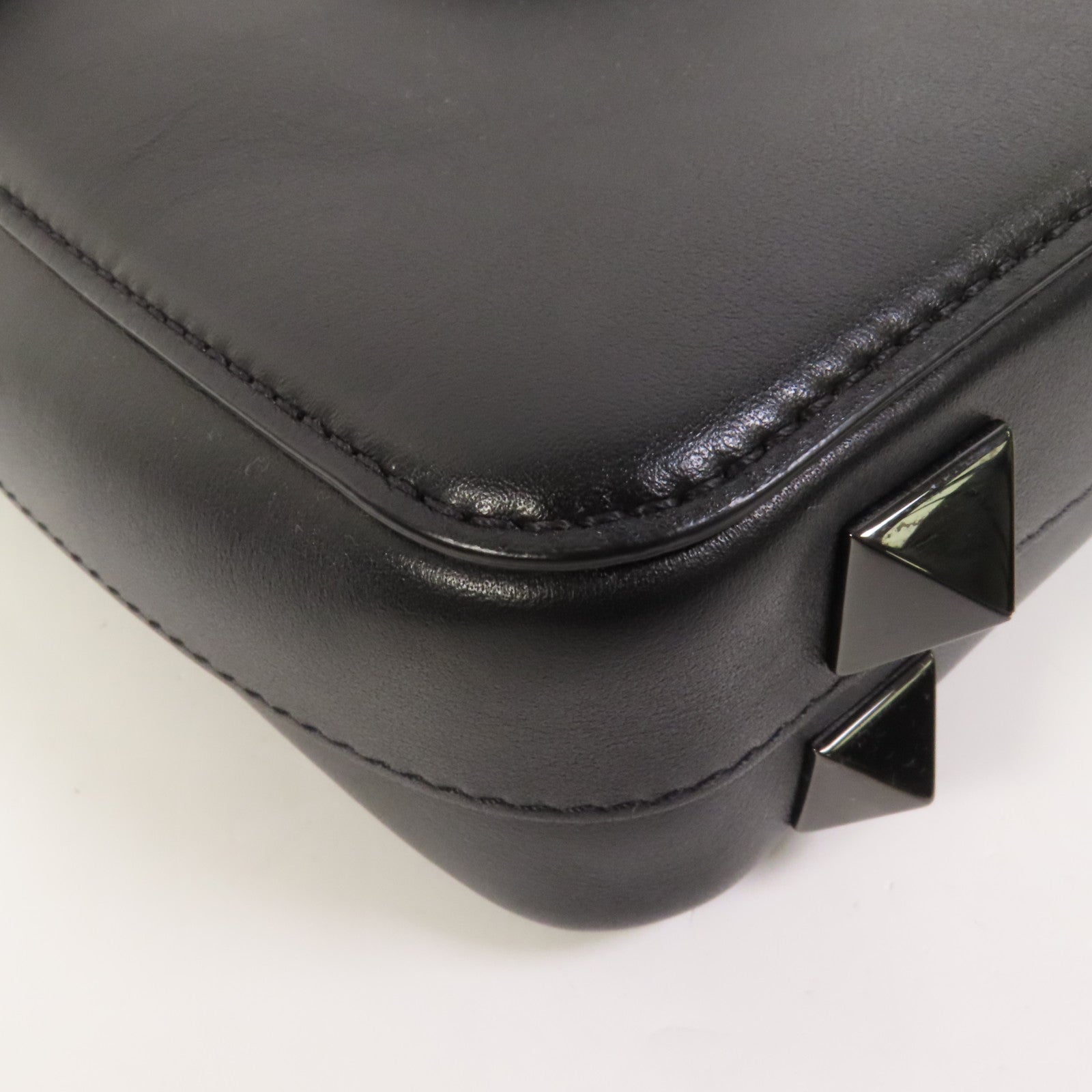 Valentino 牛皮皮革VLogo Shoulder Bag肩背袋