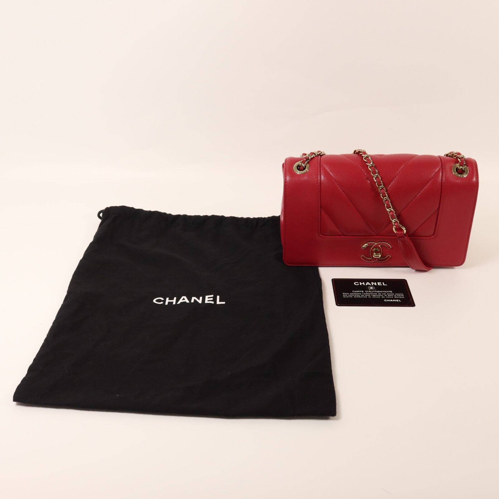 CHANEL 【激減優惠】牛皮皮革Chain Shoulder金扣鏈帶肩背袋