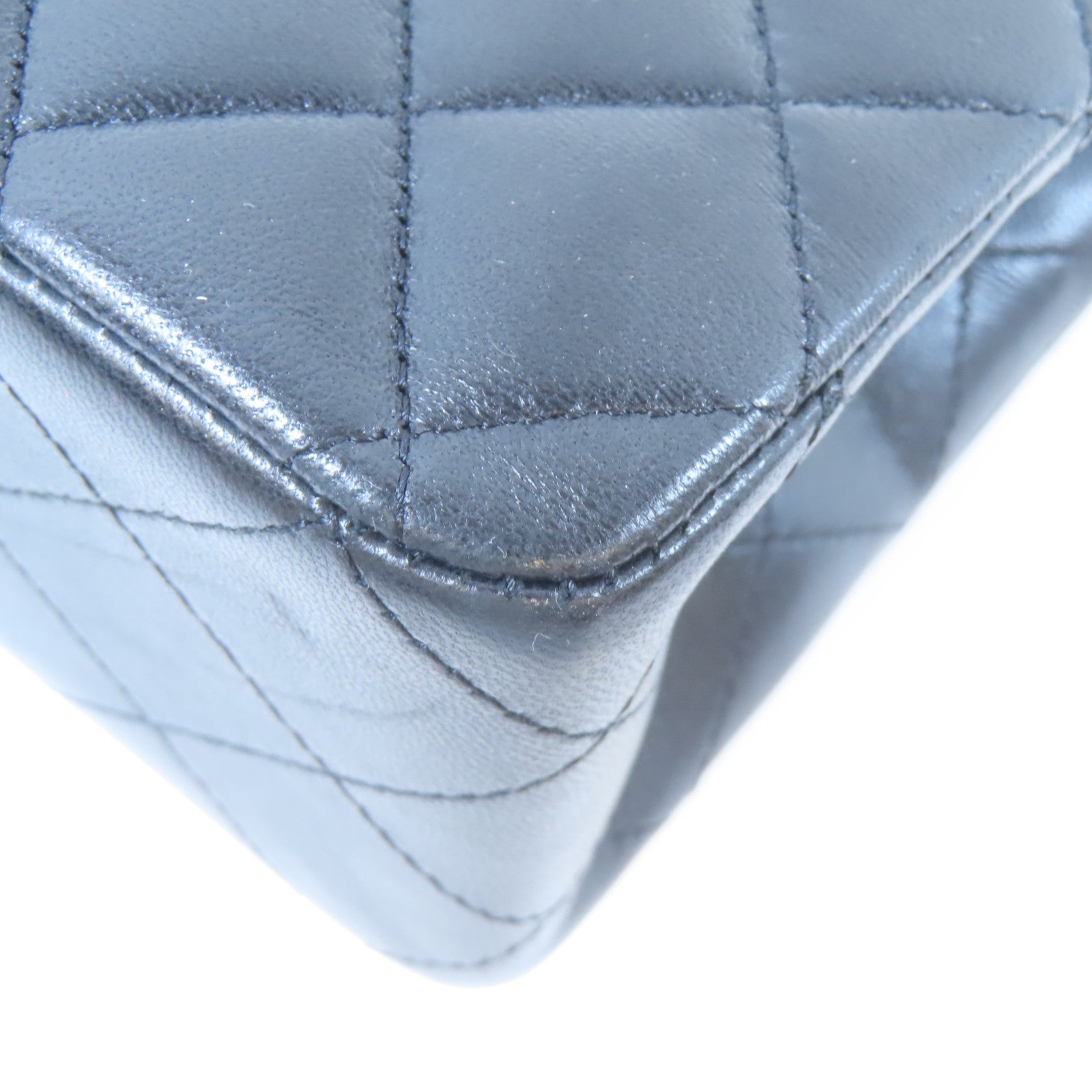 CHANEL 菱格羊皮皮革Classic Flap 25銀扣鏈帶肩背袋黑色