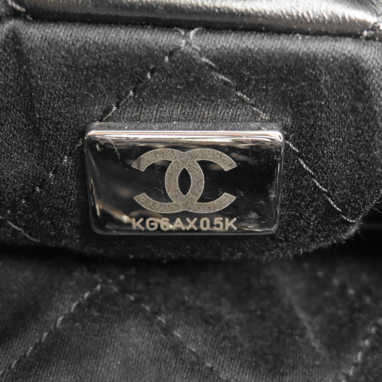 CHANEL 牛皮皮革Mini 22手挽肩背兩用袋