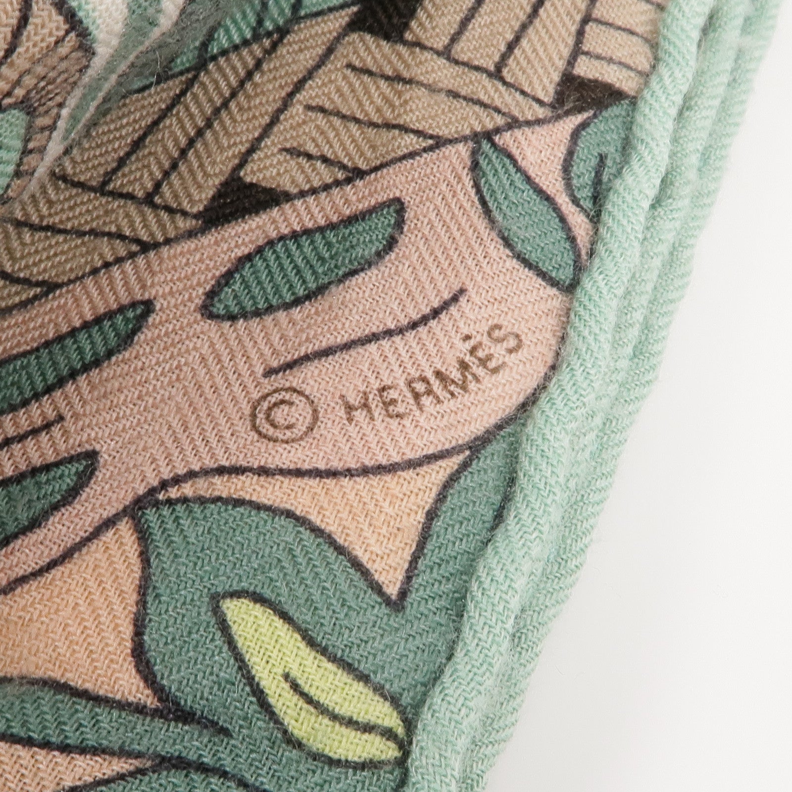 HERMES 羊絨/絲質Scarf圍巾