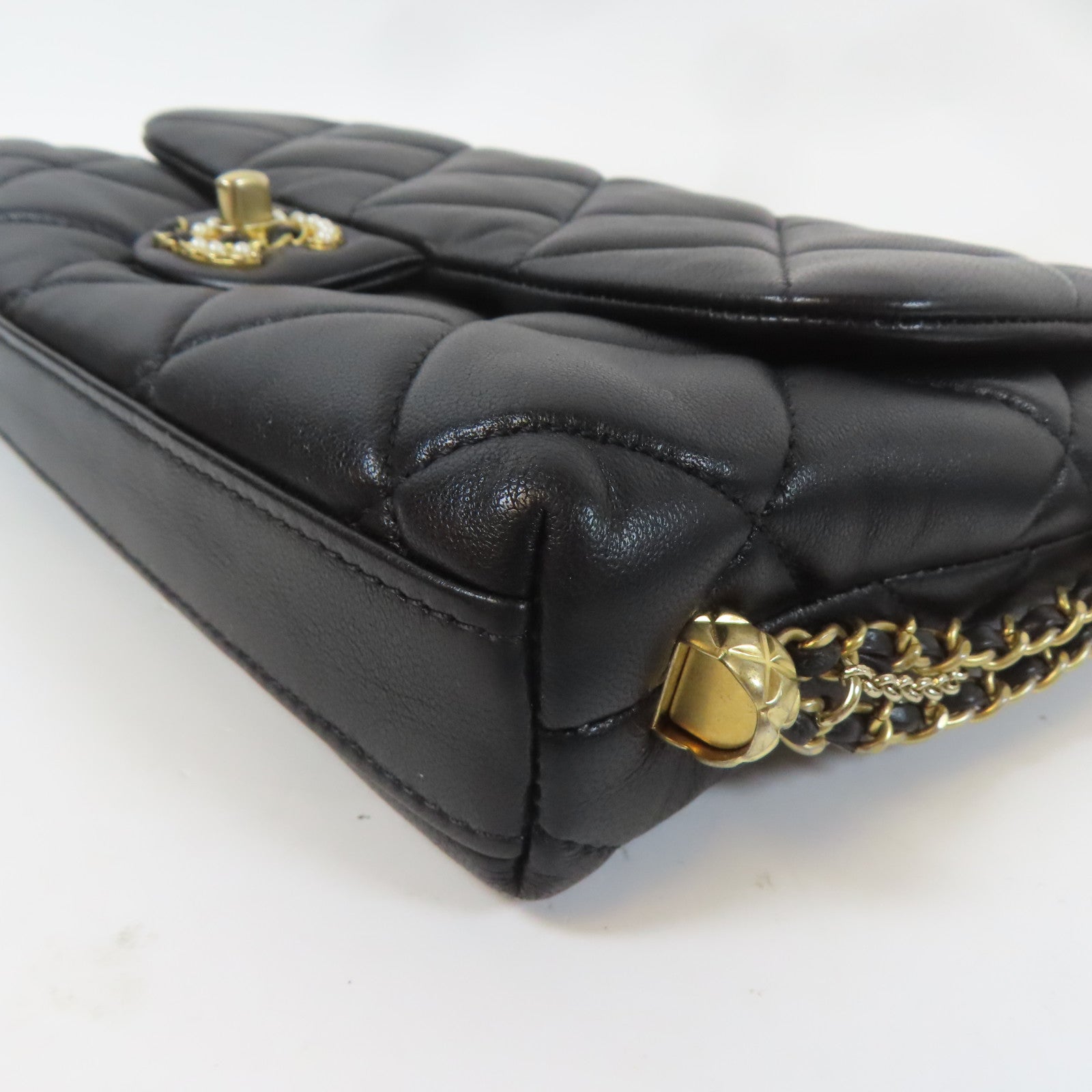 CHANEL 【激減優惠】菱格羊皮皮革19 Chain Shoulder Bag金扣鏈帶肩背袋黑色