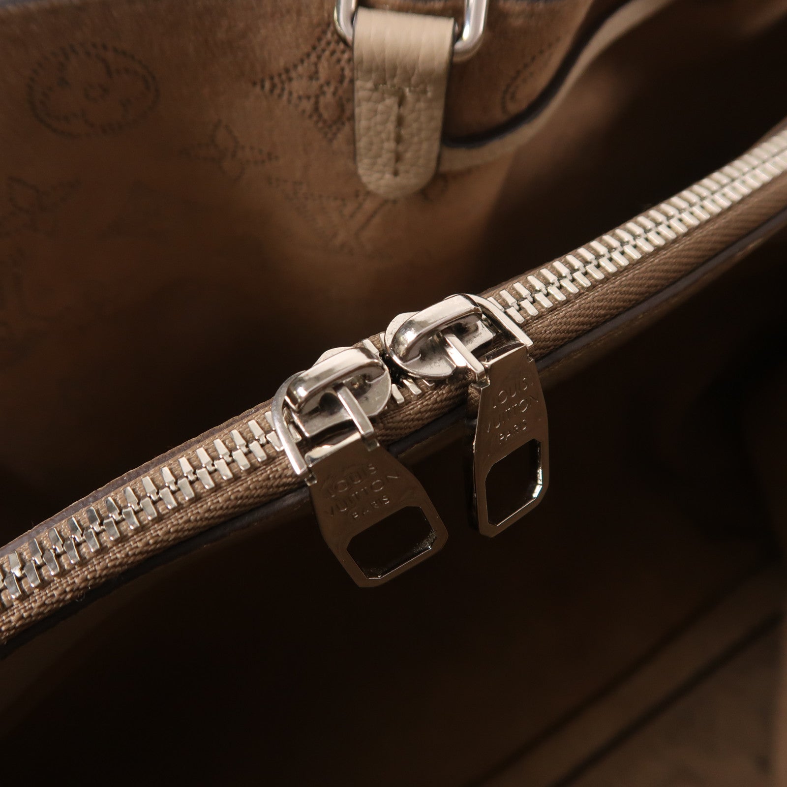 LOUIS VUITTON Mahina Bella Tote銀扣手挽肩背兩用袋