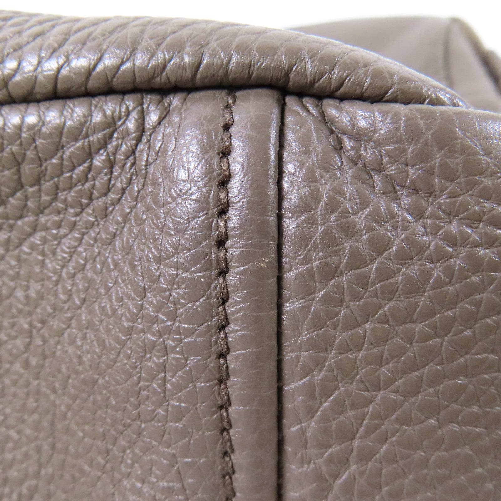 PRADA 牛皮皮革Shoulder Bag銀扣肩背袋