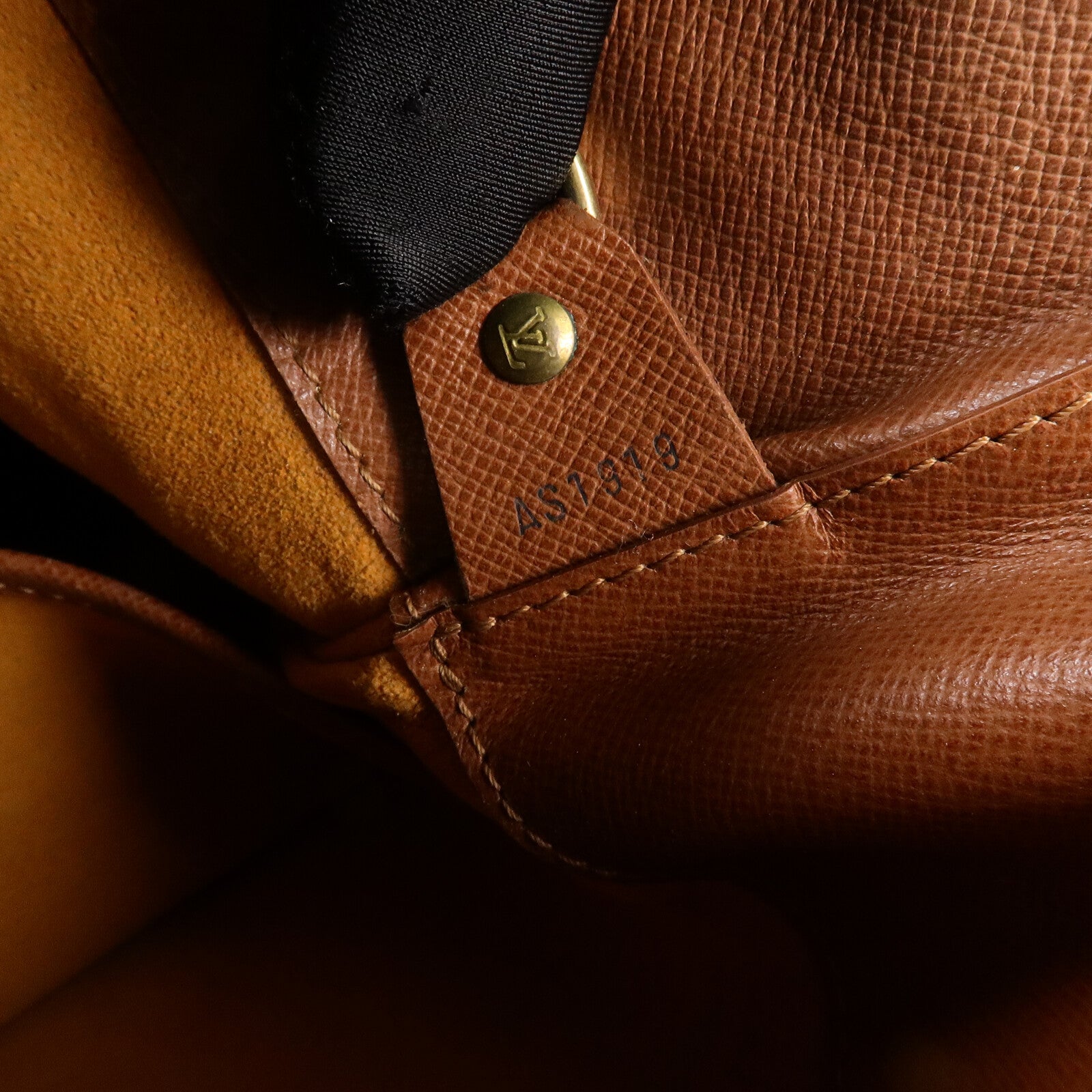 LOUIS VUITTON Monogram Musette肩背袋