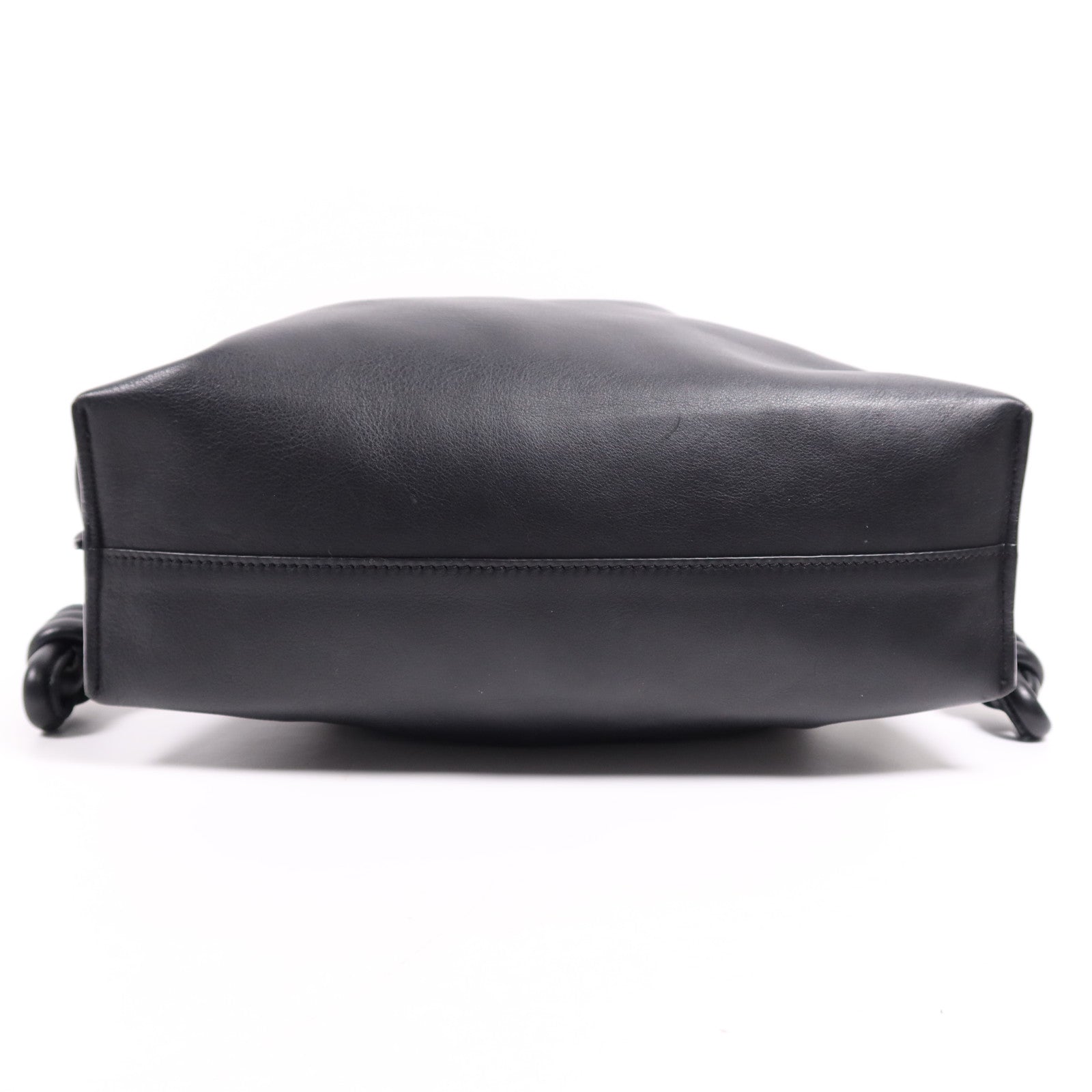 LOEWE 牛皮皮革Flamenco Medium金扣肩背袋