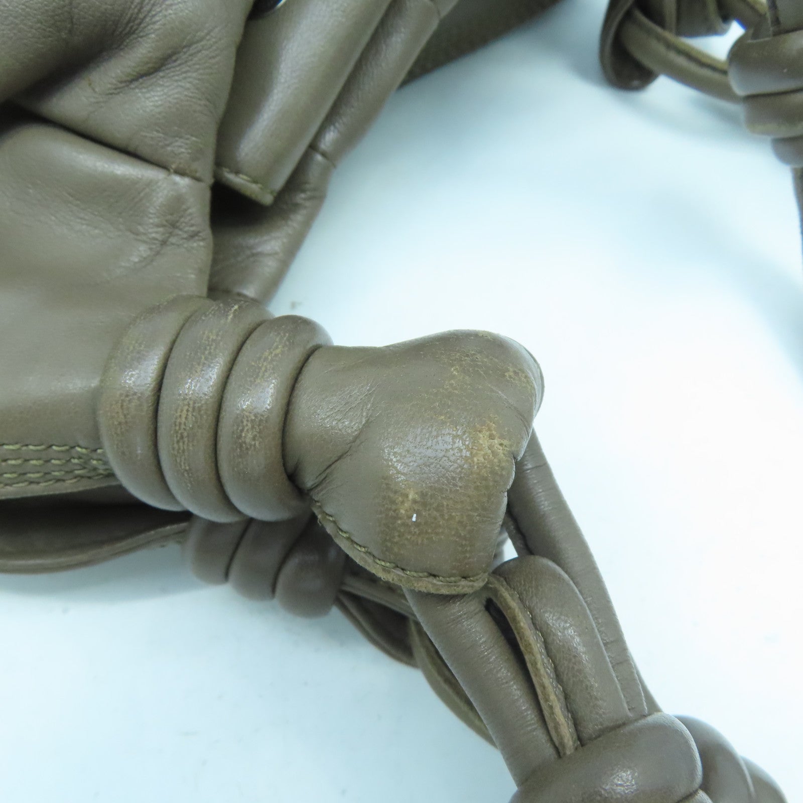 LOEWE 羊皮皮革Shoulder Bag銀扣肩背袋灰色