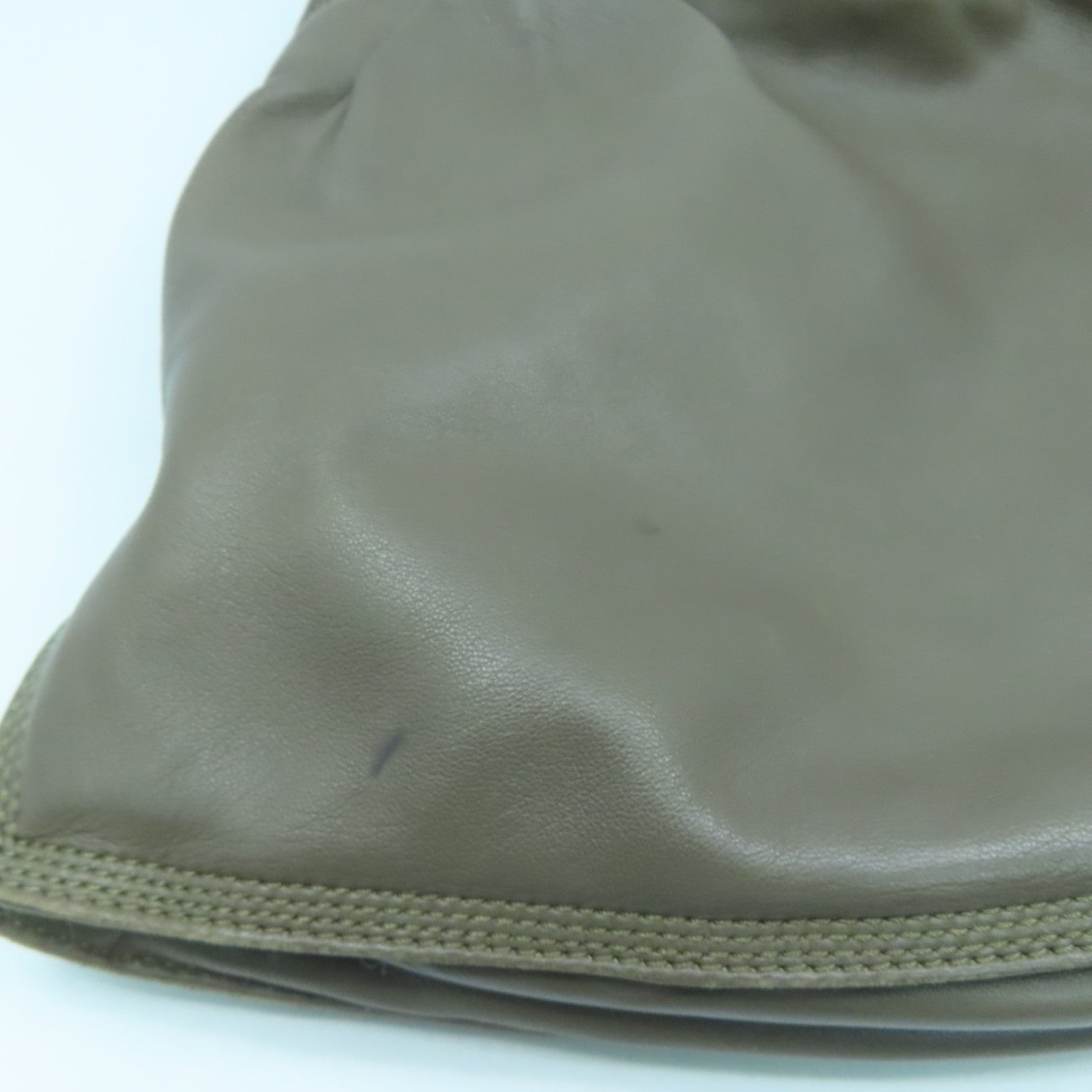 LOEWE 羊皮皮革Shoulder Bag銀扣肩背袋灰色