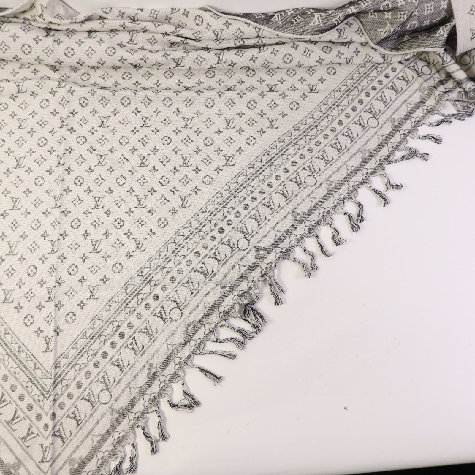 LOUIS VUITTON 絲質/羊毛Scarf絲巾