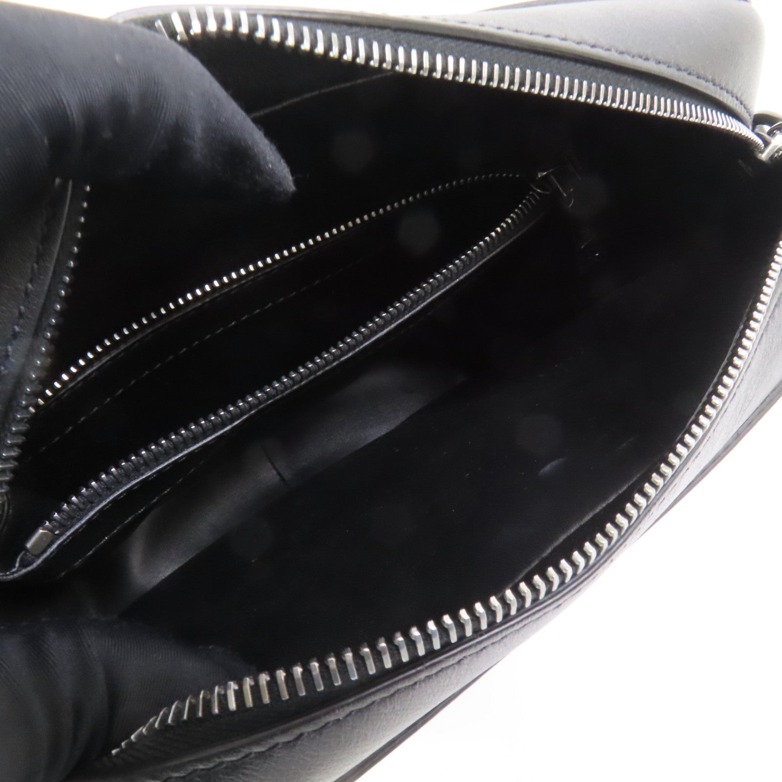 Valentino 牛皮皮革VLogo Shoulder Bag肩背袋