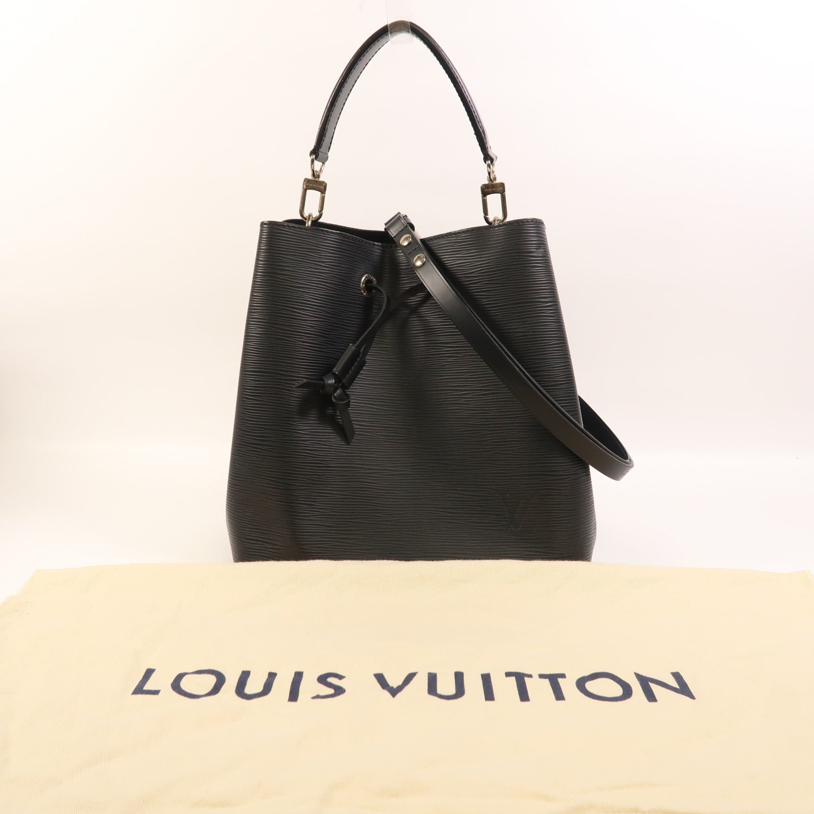 LOUIS VUITTON Epi Neo Noe MM銀扣手挽肩背兩用袋