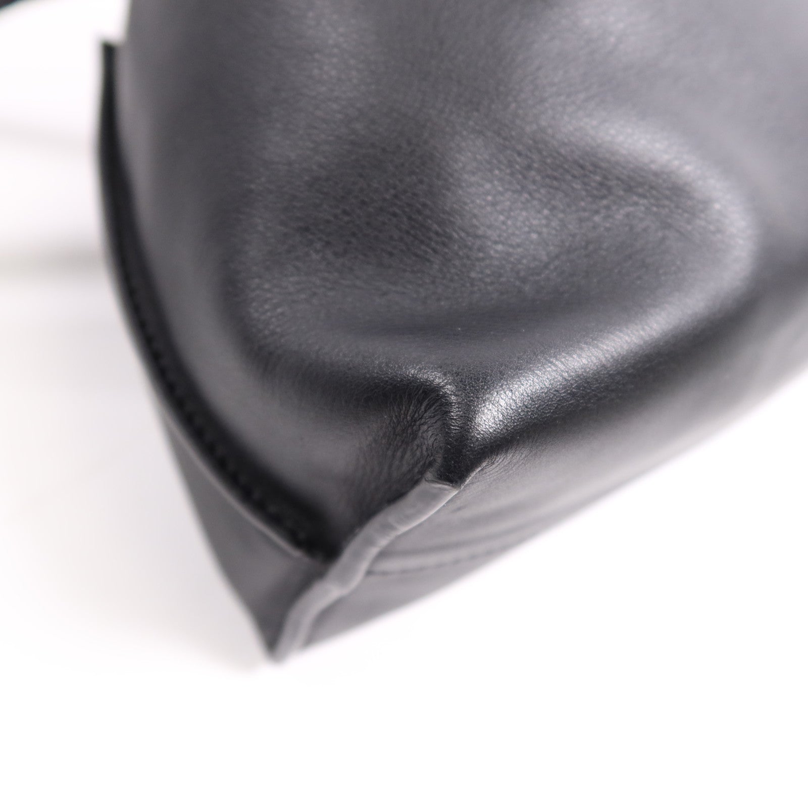 LOEWE 牛皮皮革Flamenco Medium金扣肩背袋