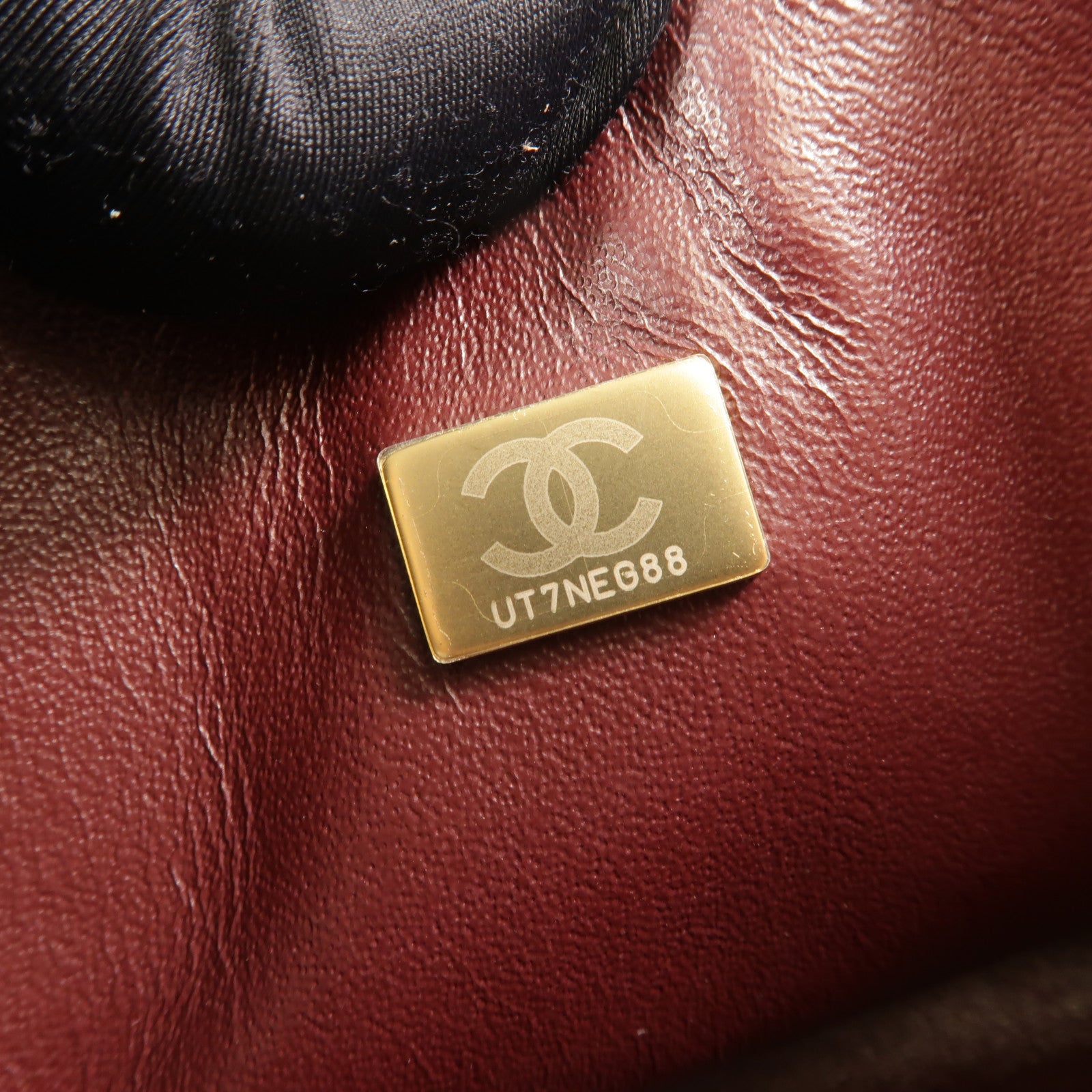 CHANEL 牛皮皮革Classic 23鏈帶肩背袋