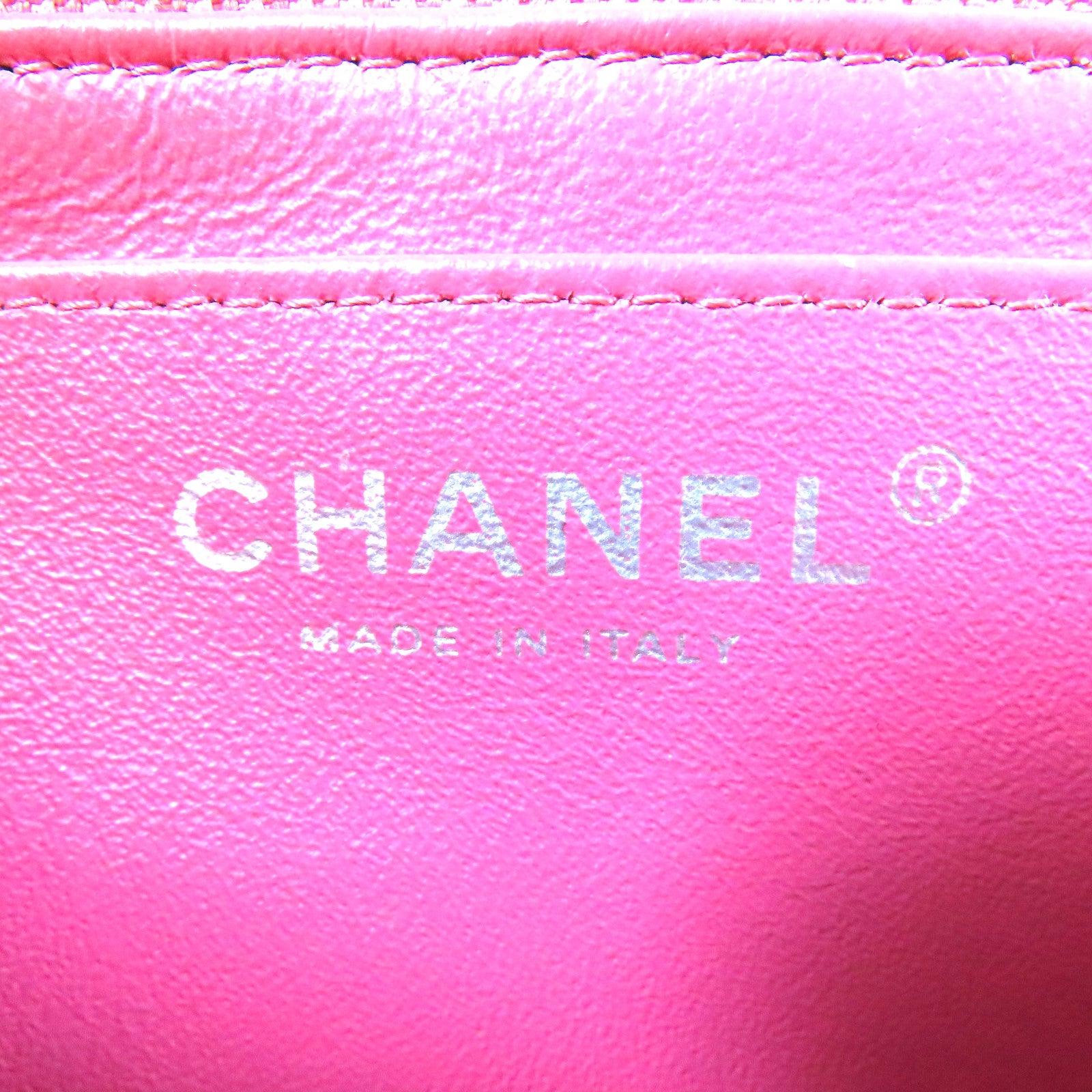 CHANEL 菱格羊皮皮革Valentine Hearts銀扣鏈帶肩背袋粉紅色/紅色