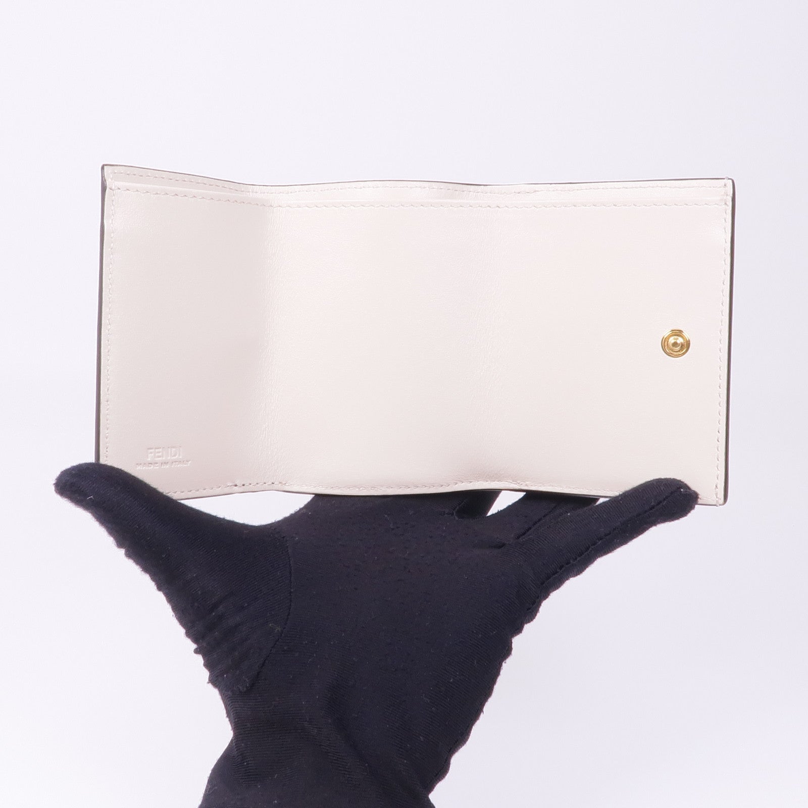 FENDI 牛皮皮革Tri-Fold Wallet金扣錢包