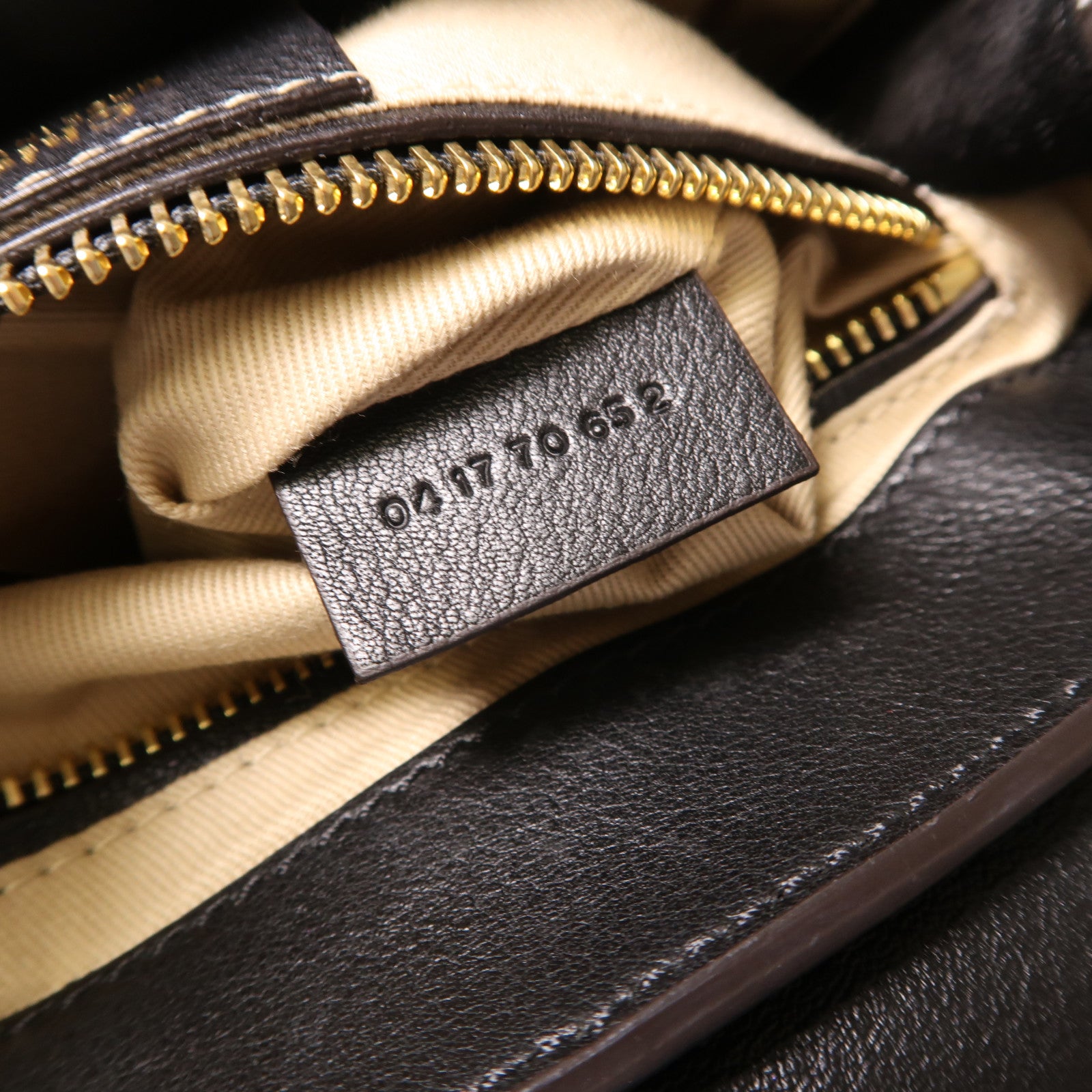 Chloe 牛皮皮革Backpack金扣背包