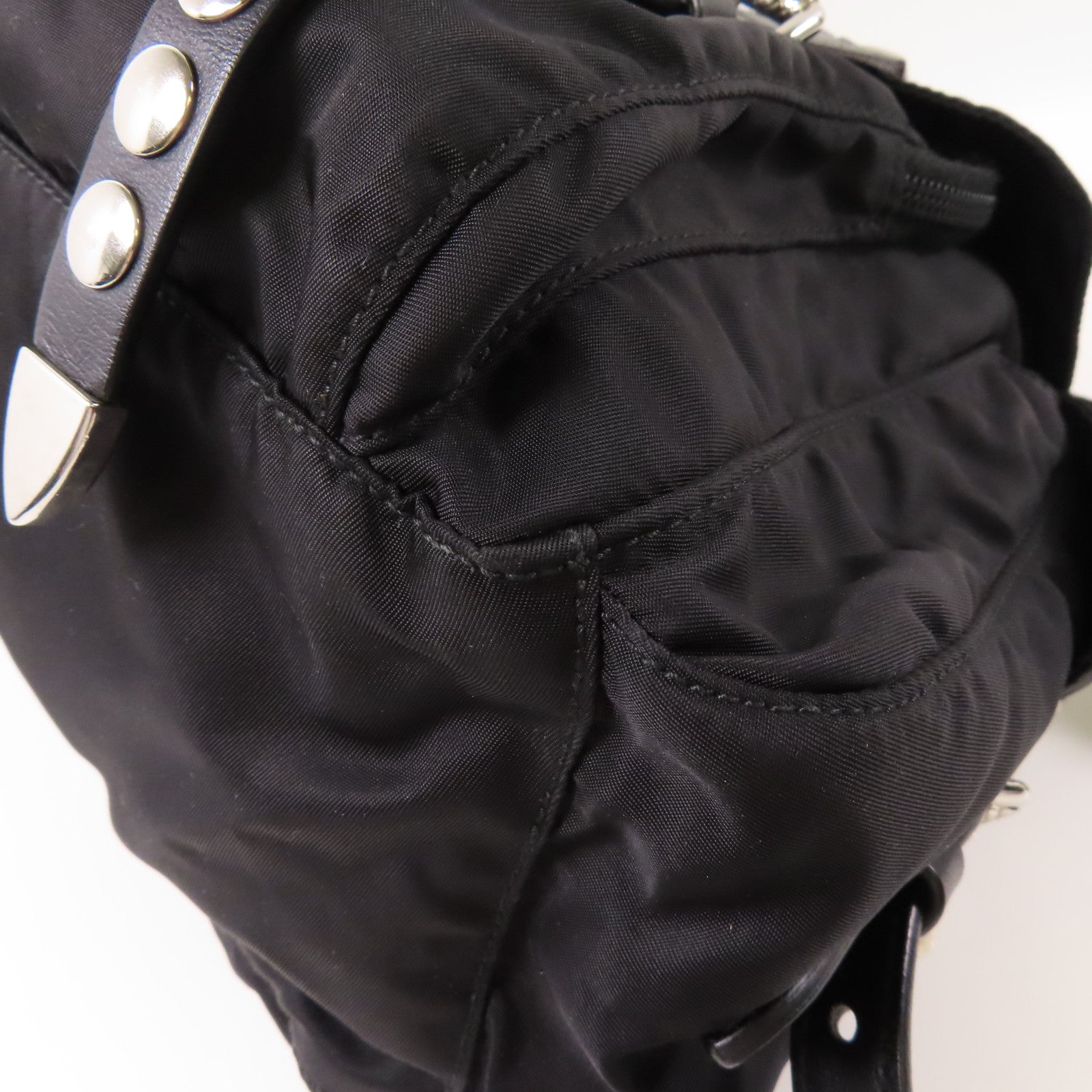 PRADA 尼龍Shoulder Bag銀扣肩背袋