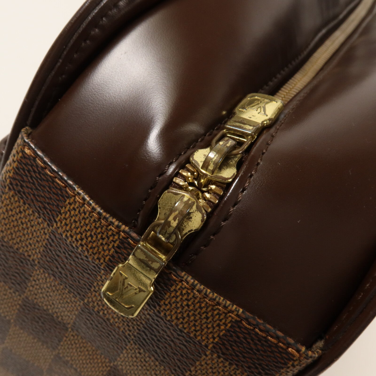 LOUIS VUITTON Damier Sarria Horizontal手挽袋