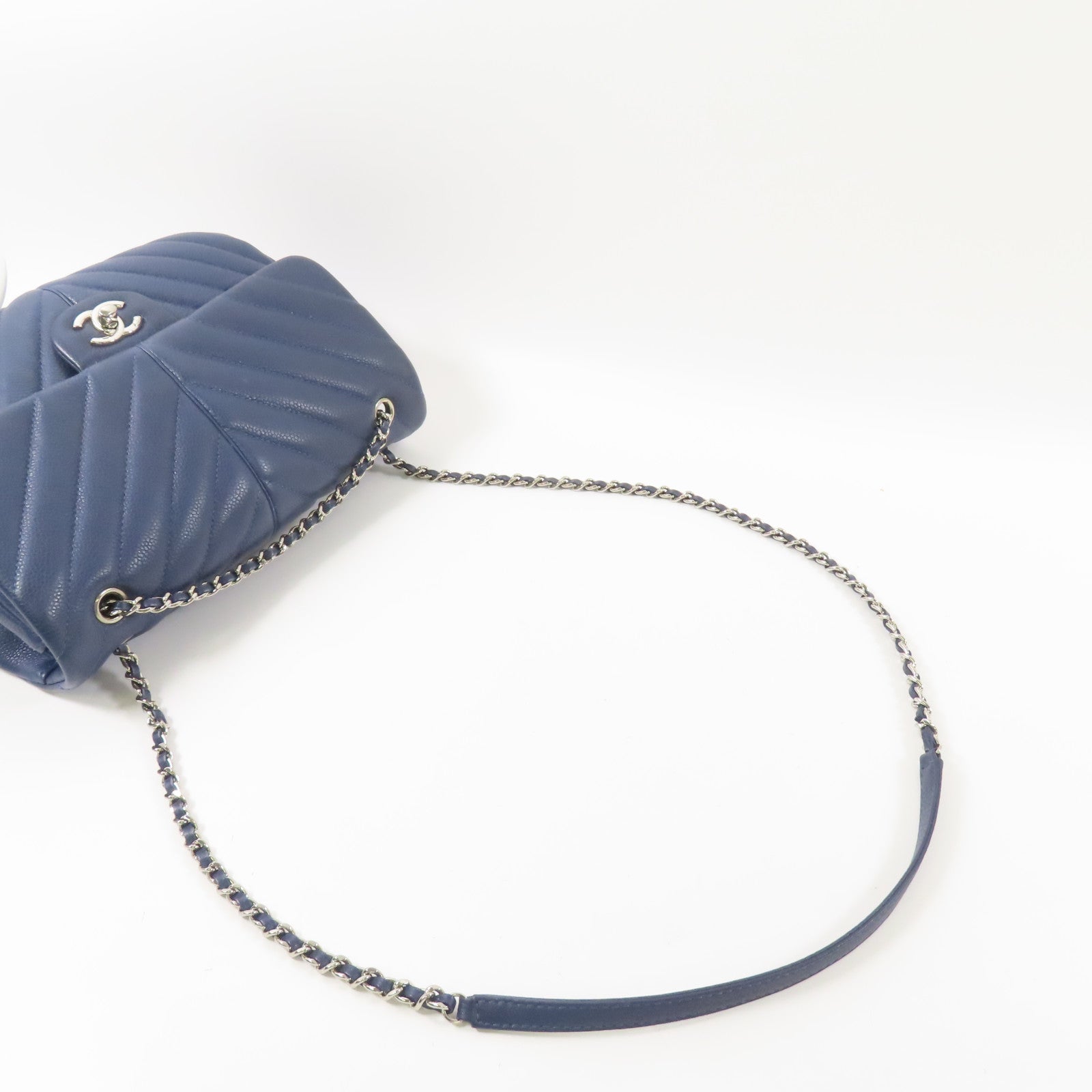 CHANEL 【激減優惠】牛皮皮革Chain Shoulder銀扣鏈帶肩背袋