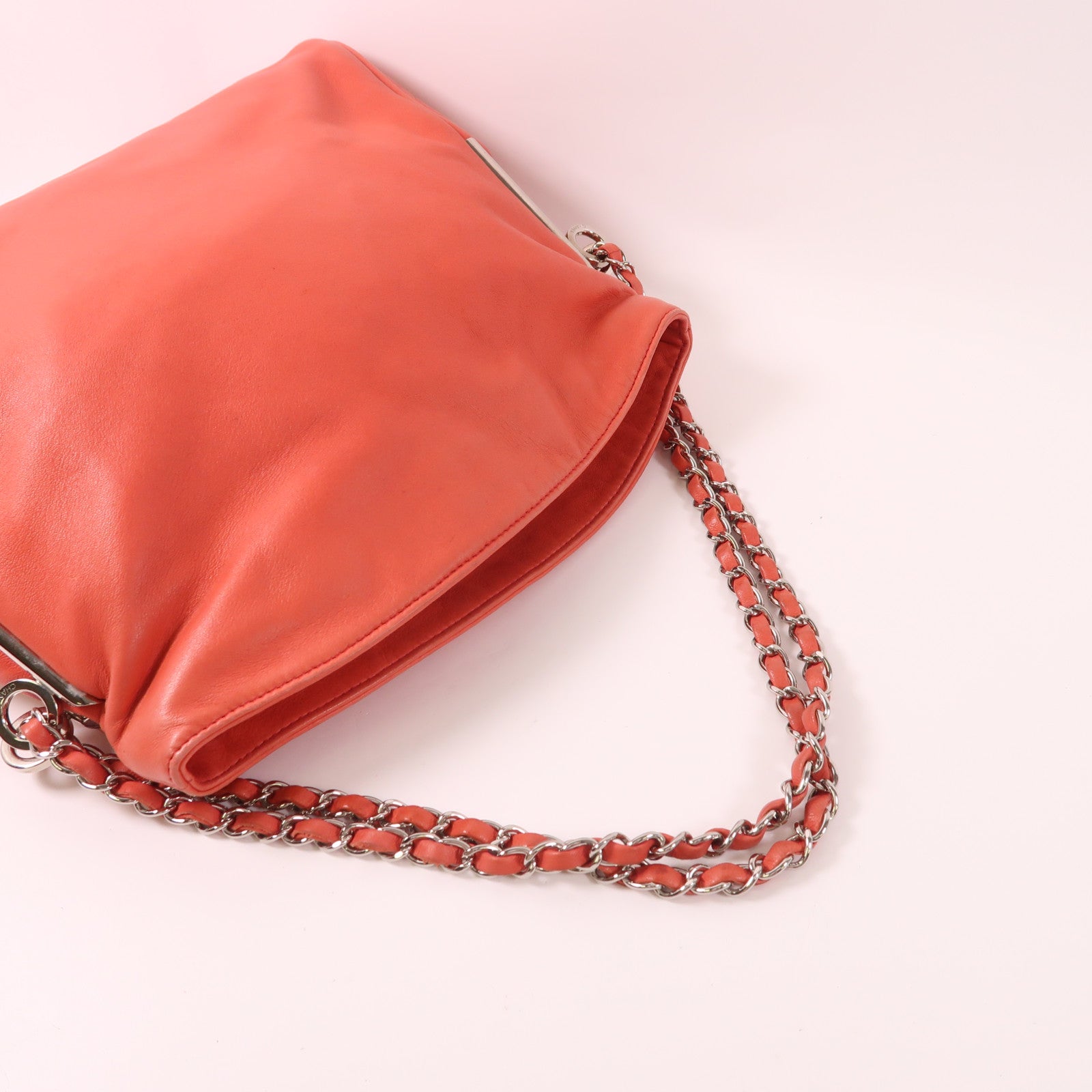 CHANEL 羊皮皮革Chain Shoulder Bag銀扣鏈帶肩背袋