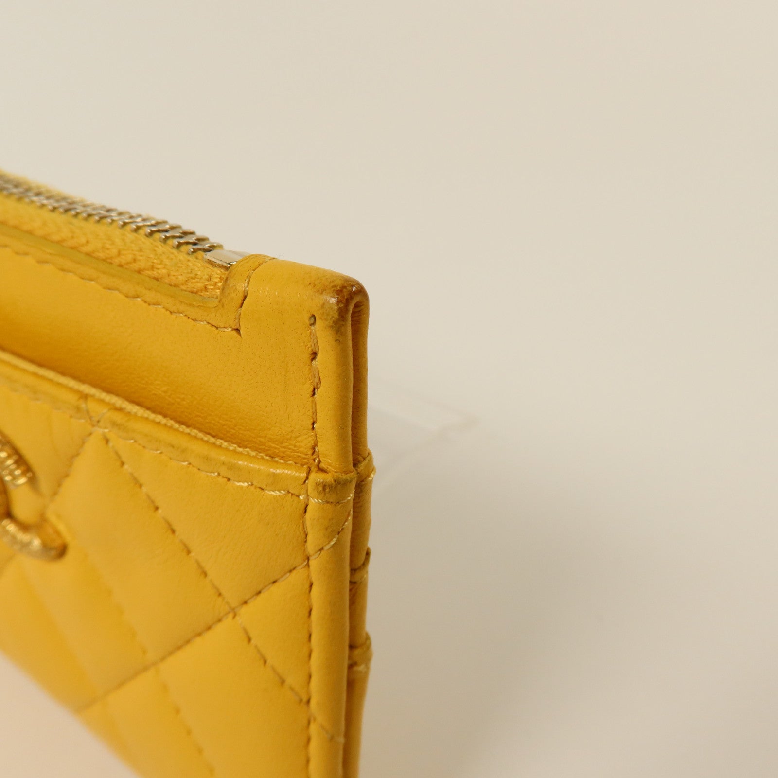 CHANEL 羊皮皮革Zip Card Case金扣卡片套