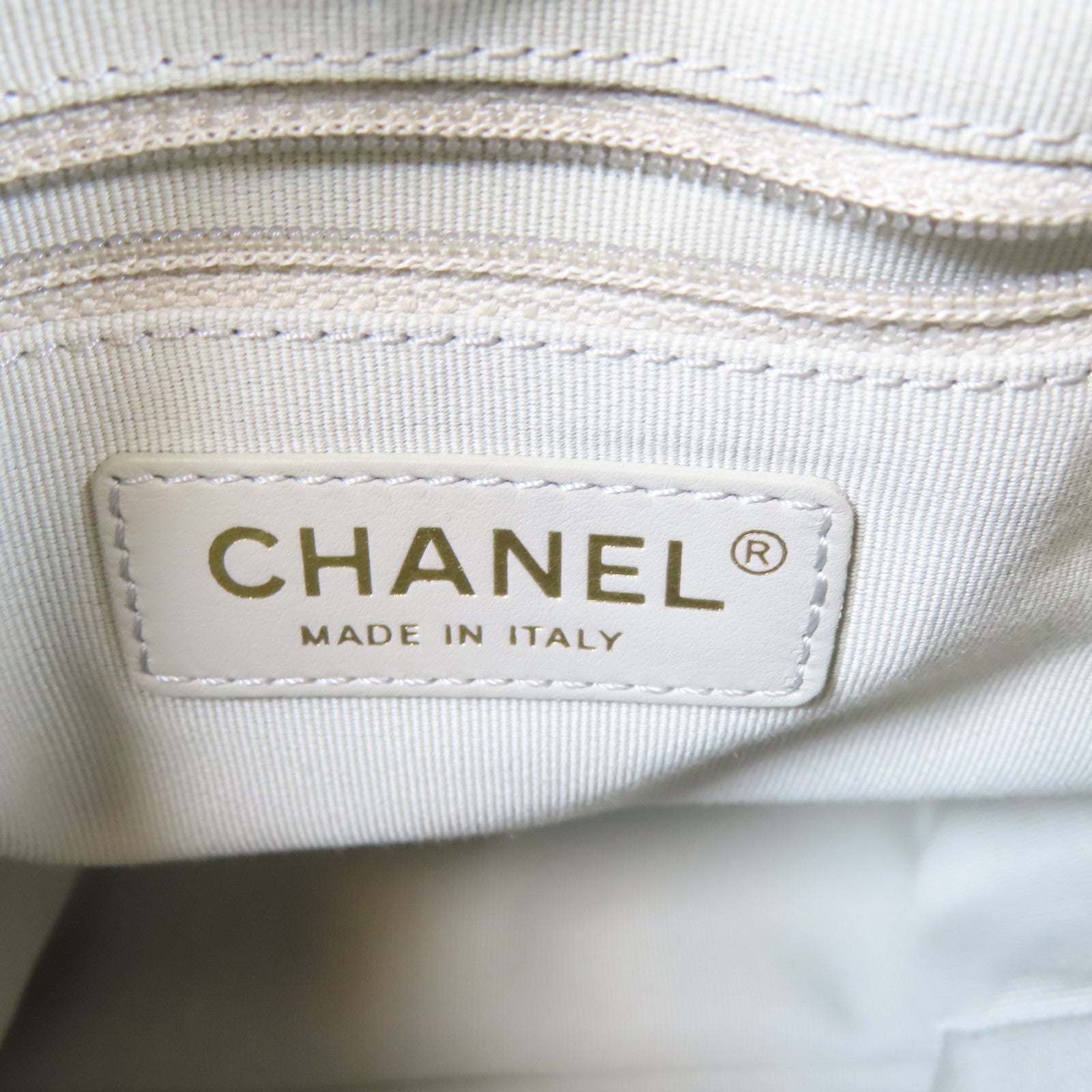 CHANEL 【激減優惠】菱格皮革Bucket Chain Shoulder金扣鏈帶肩背袋灰色