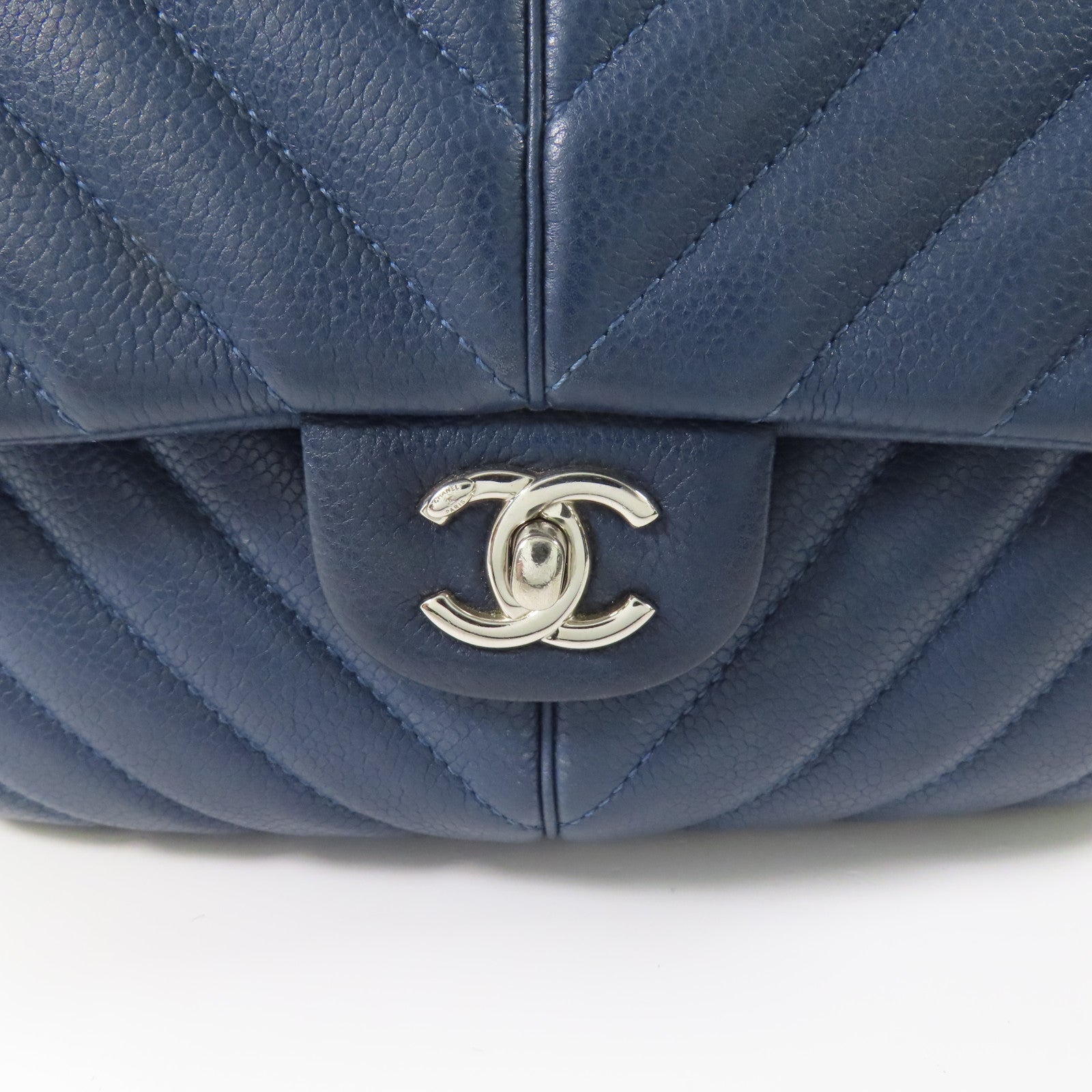 CHANEL 【激減優惠】牛皮皮革Chain Shoulder銀扣鏈帶肩背袋