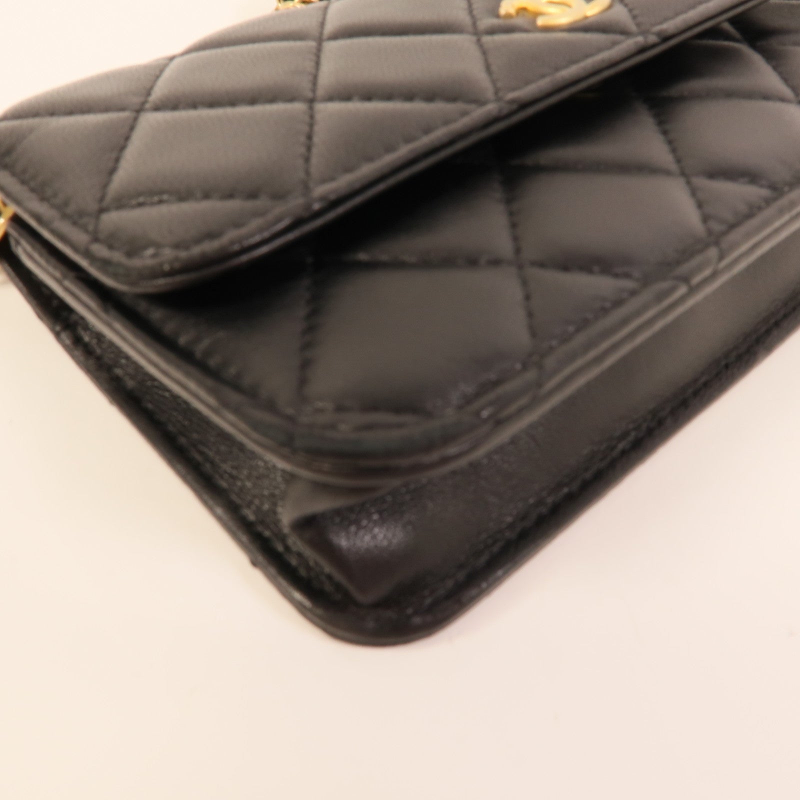 CHANEL 羊皮皮革Phone Bag肩背袋